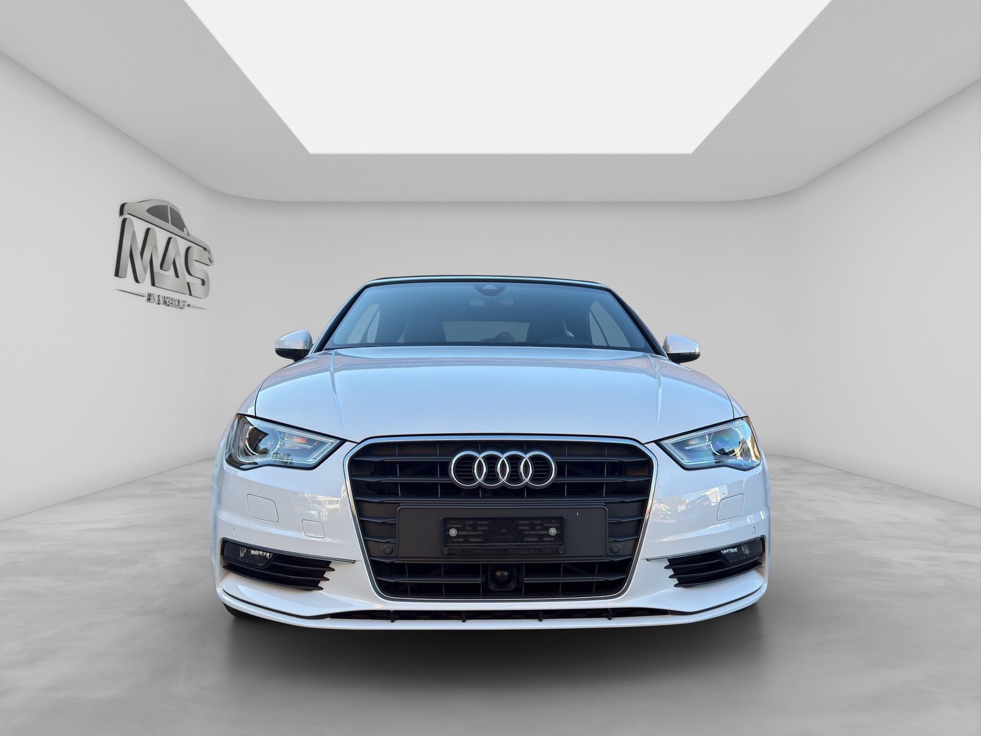 AUDI A3 Cabriolet 1.8 TFSI Attraction S-tronic-image-1