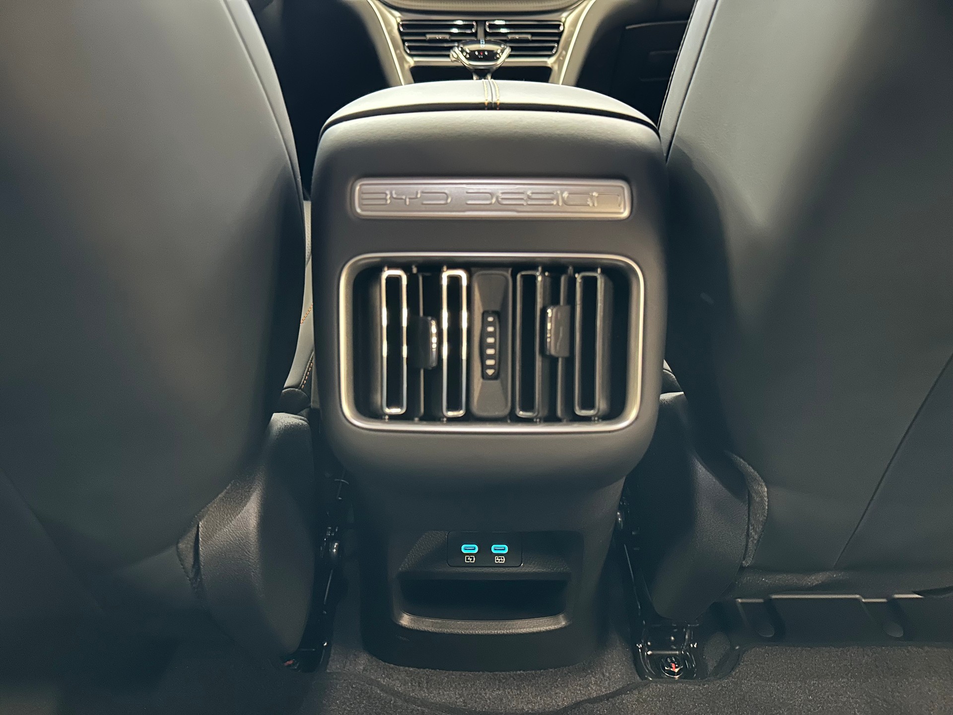 BYD Dolphin G DM-i Comfort-image-10