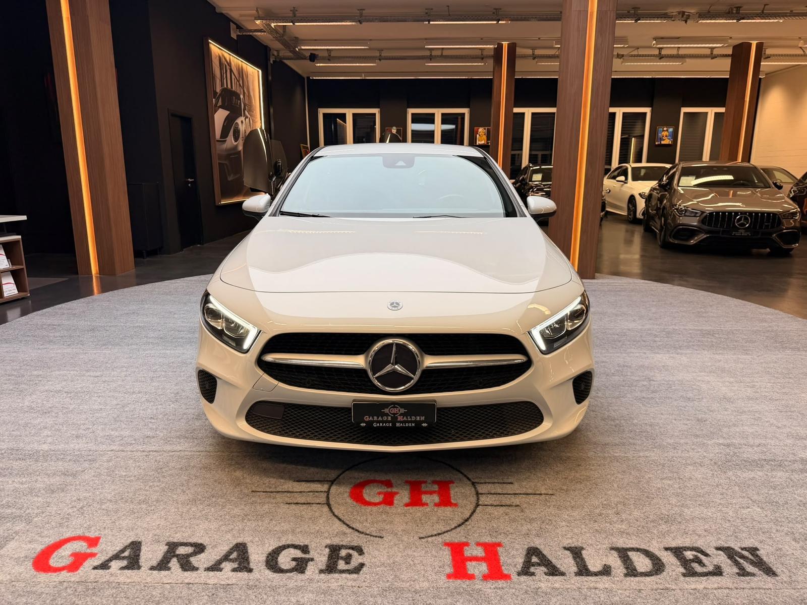 MERCEDES-BENZ A-Klasse W177 A 180 d Progressive-image-1