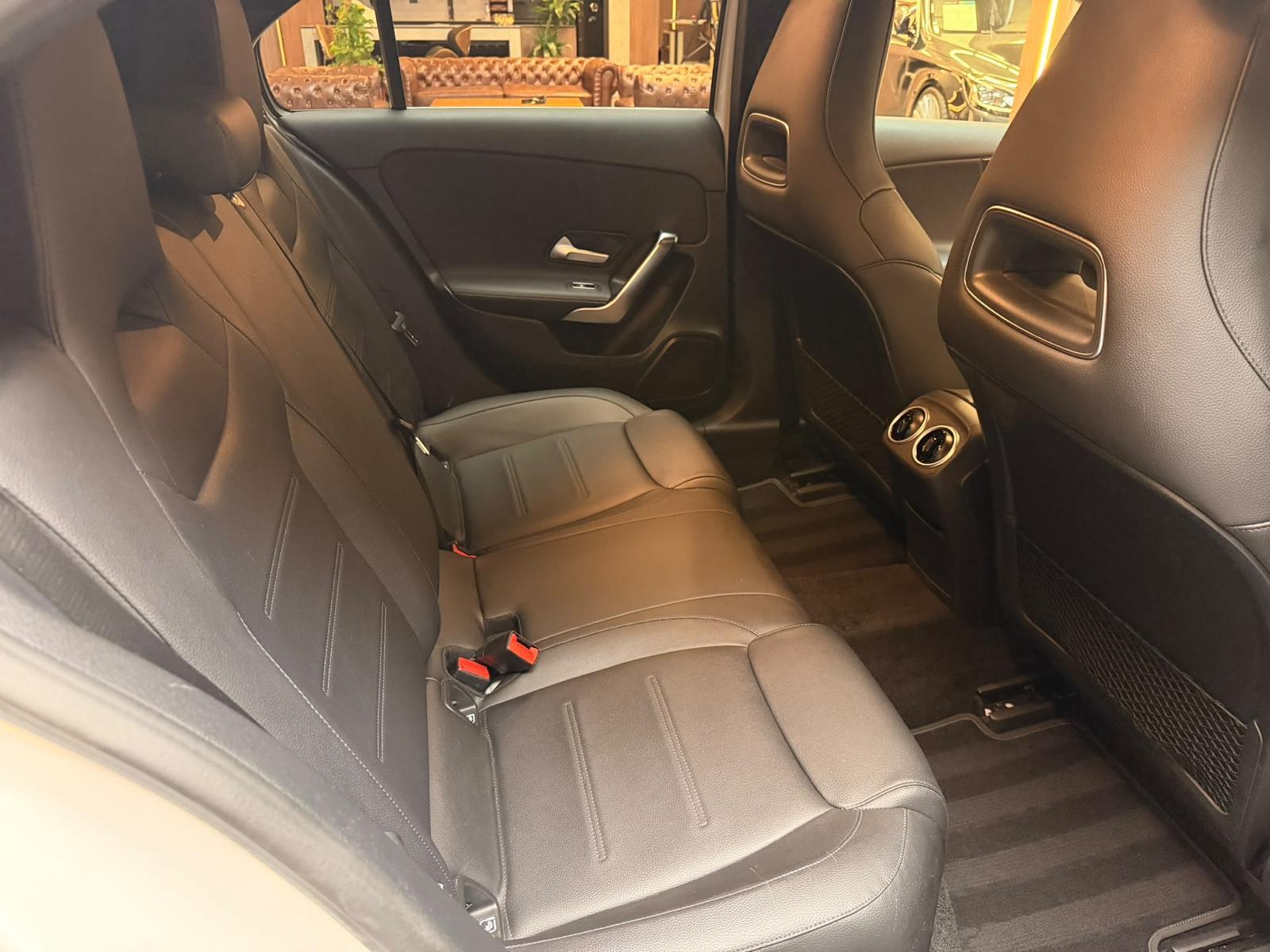 MERCEDES-BENZ A-Klasse W177 A 180 d Progressive-image-16