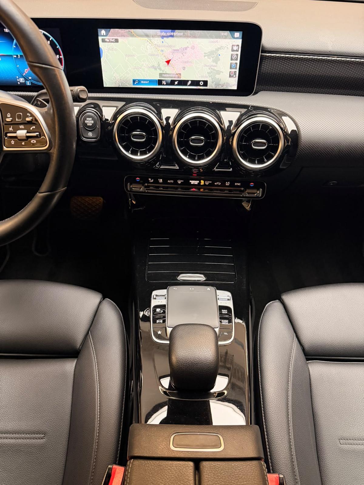 MERCEDES-BENZ A-Klasse W177 A 180 d Progressive-image-12