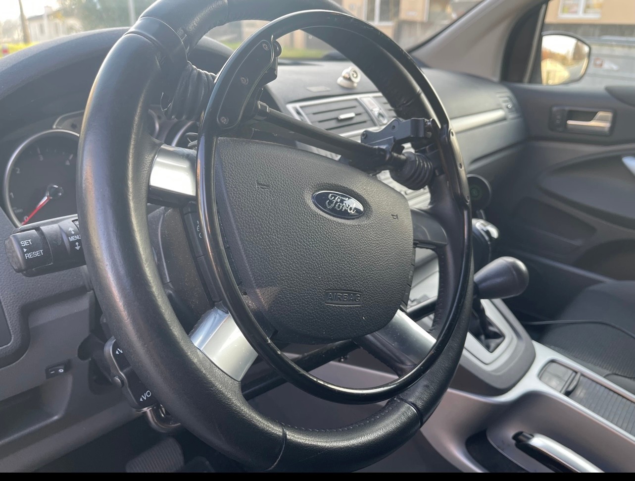 FORD Kuga 2.0 TDCi Titanium 4WD PowerShift-image-7