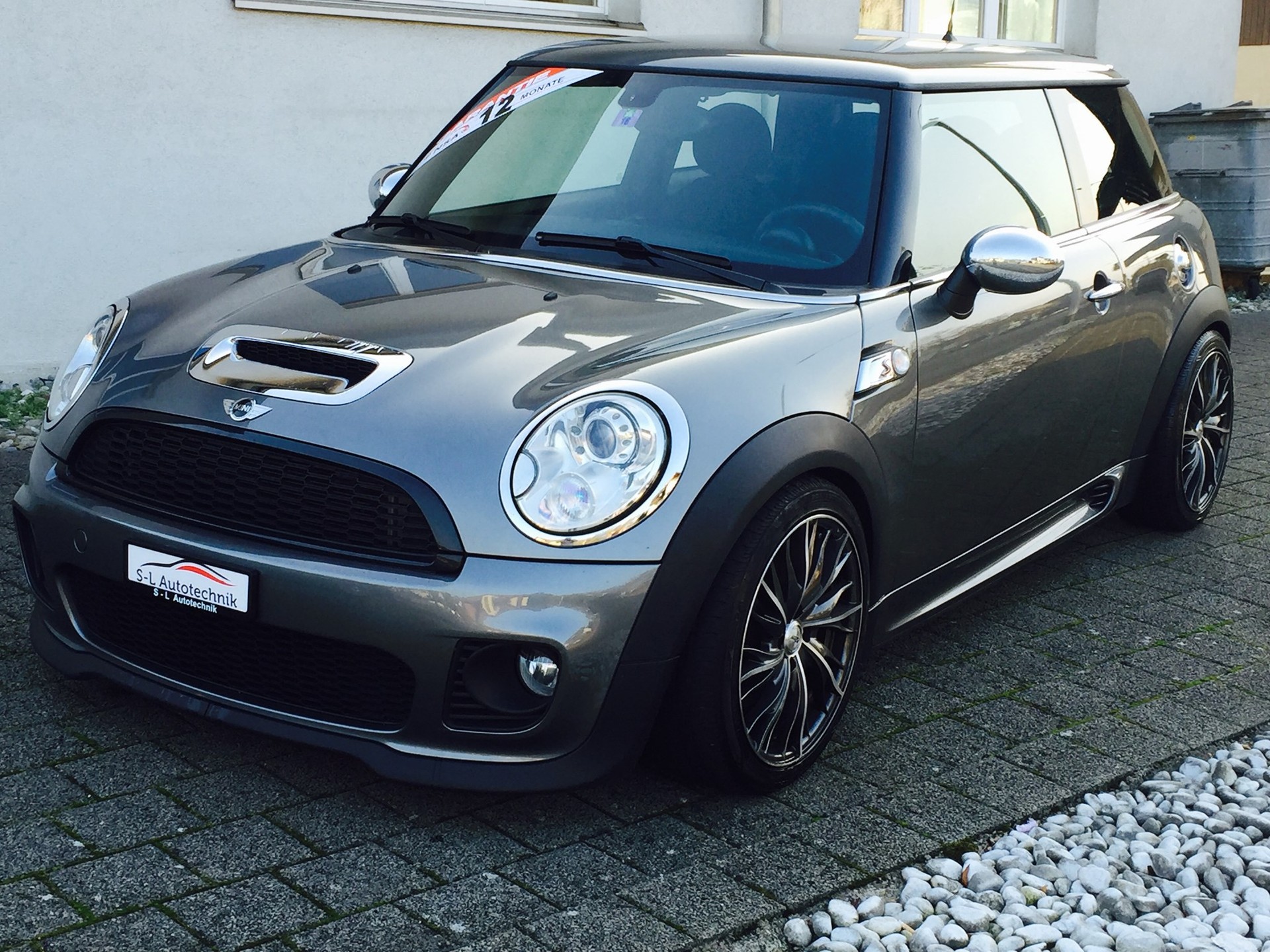 MINI Cooper JCW-image-0