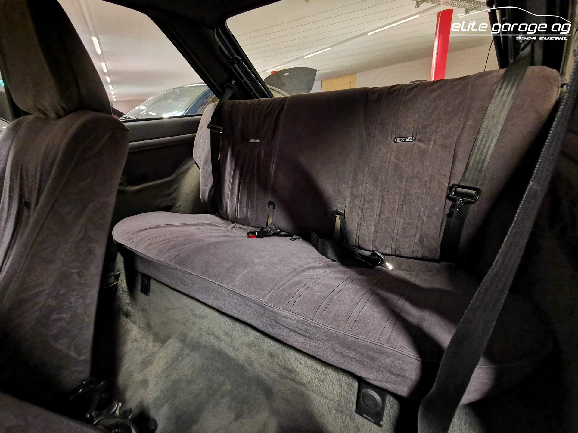 FORD Escort 1600 RSi-image-9