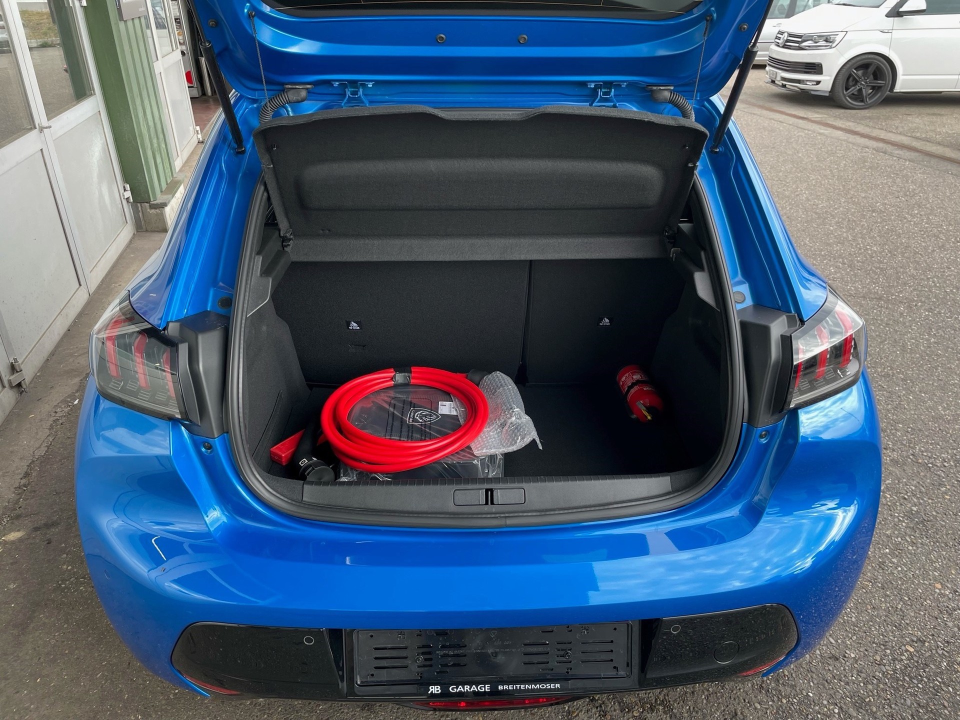 PEUGEOT 208 Elektrik Allure Pack-image-11