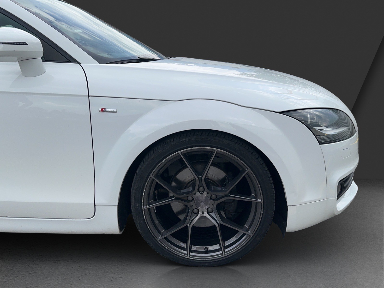 AUDI TT Coupé 2.0 TFSI-image-10