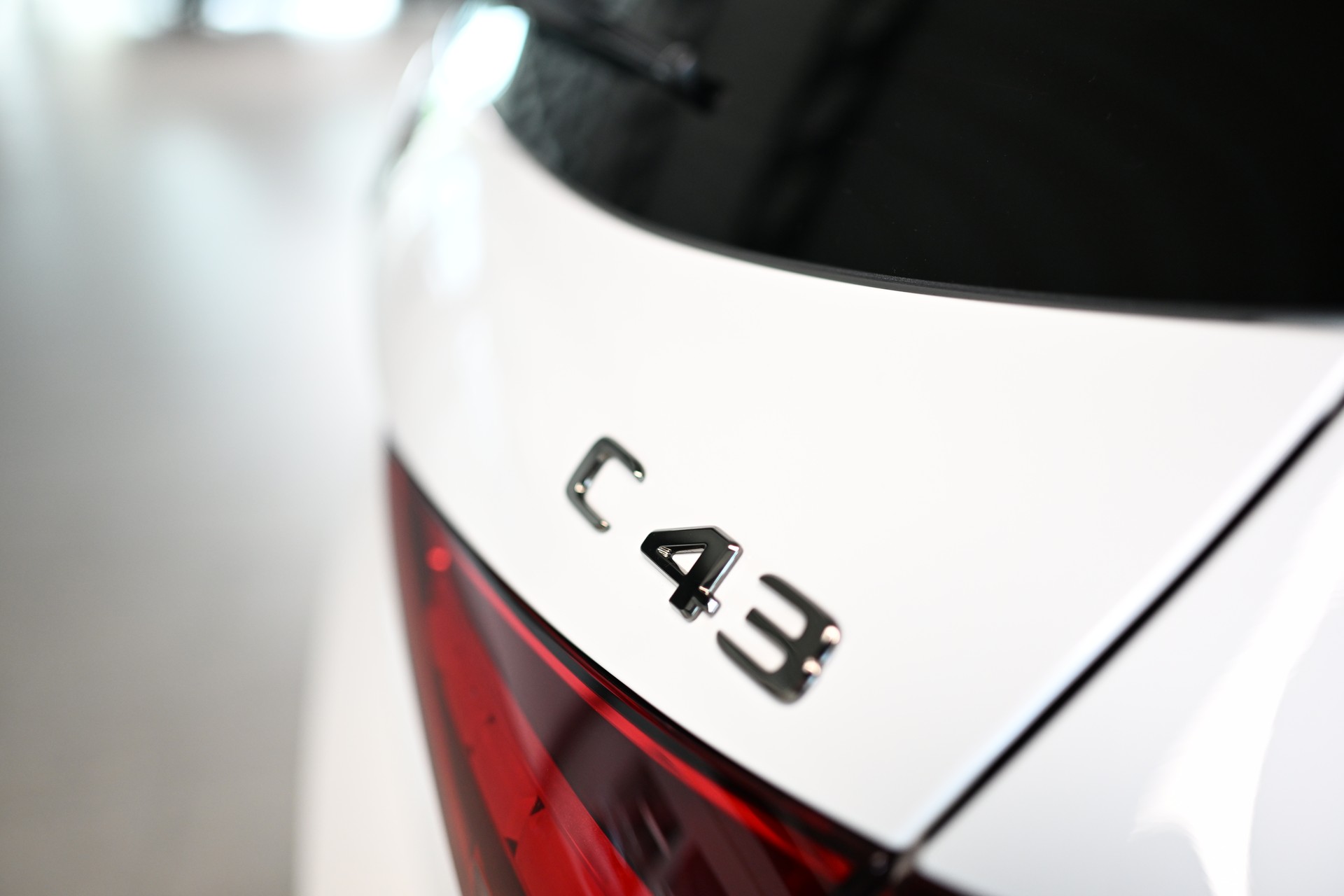 MERCEDES-BENZ C 43 T AMG 4Matic-image-15