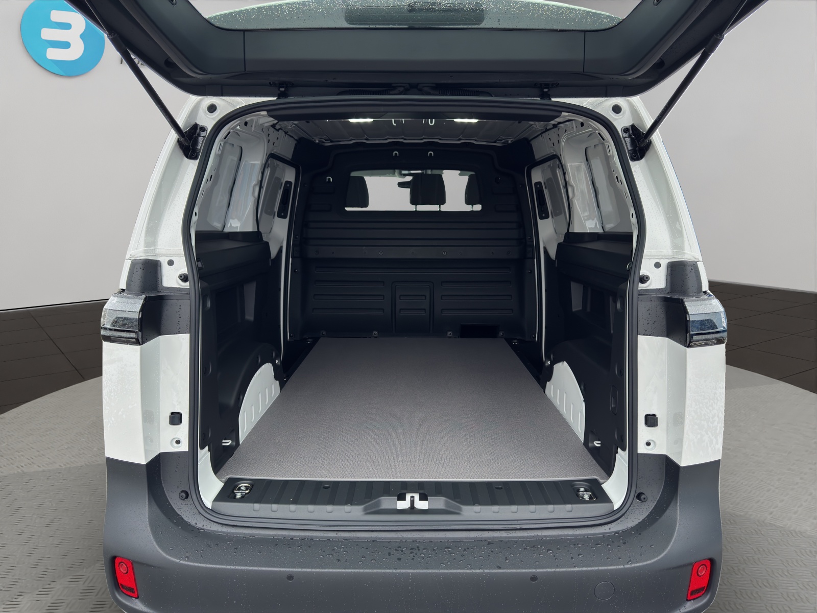 VW ID. Buzz Cargo Pure-image-4