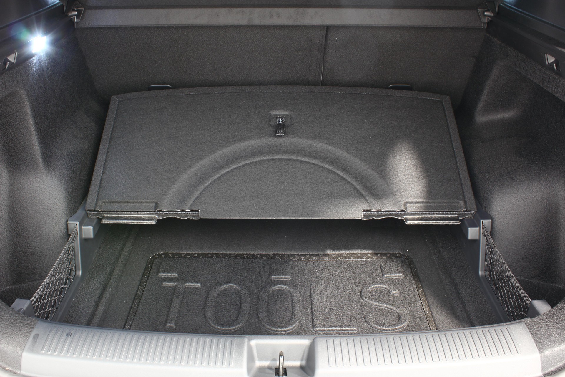 MG S5 EV 64 kWh Luxury-image-9