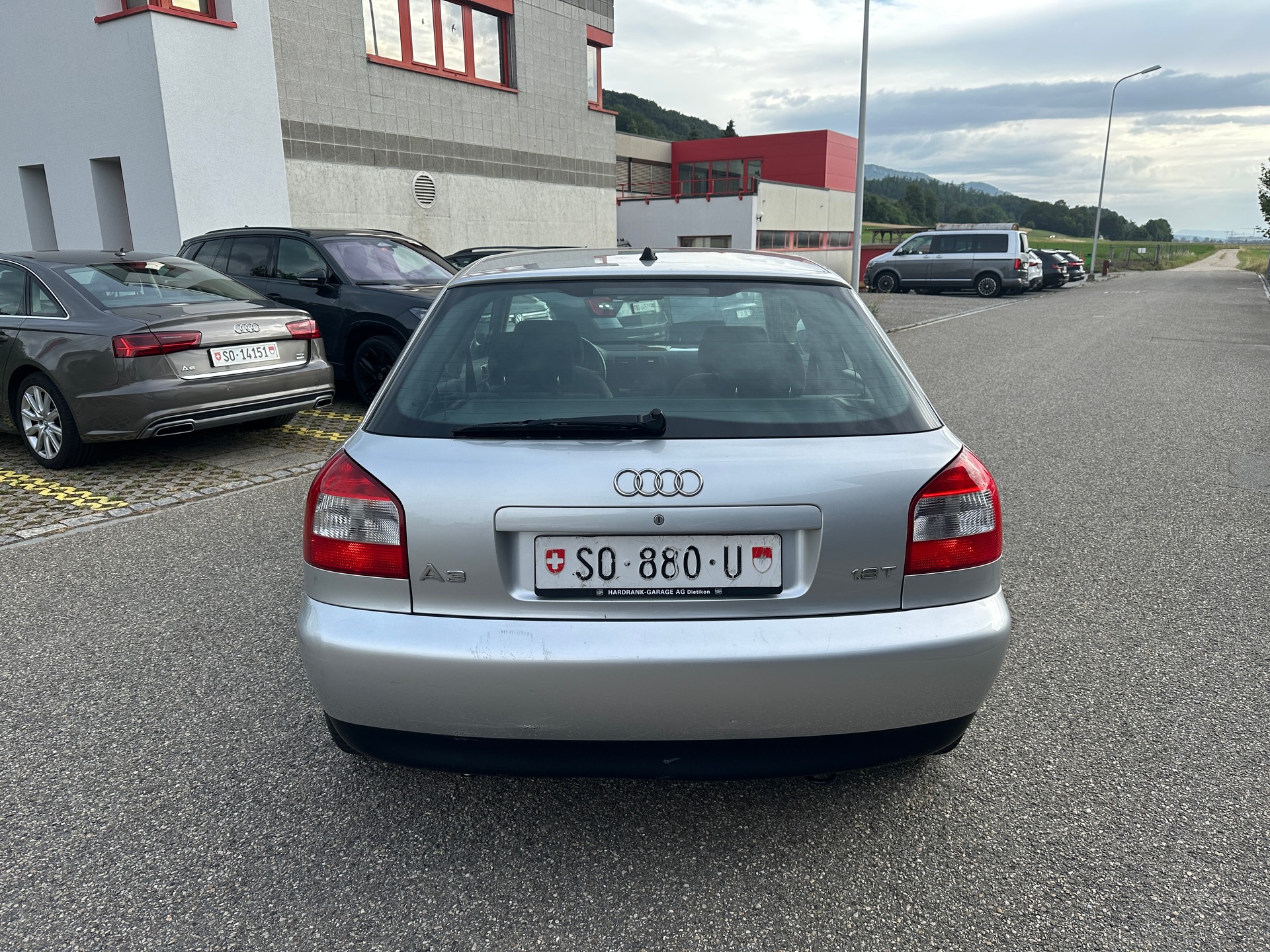 AUDI A3 1.8 T Attraction-image-6