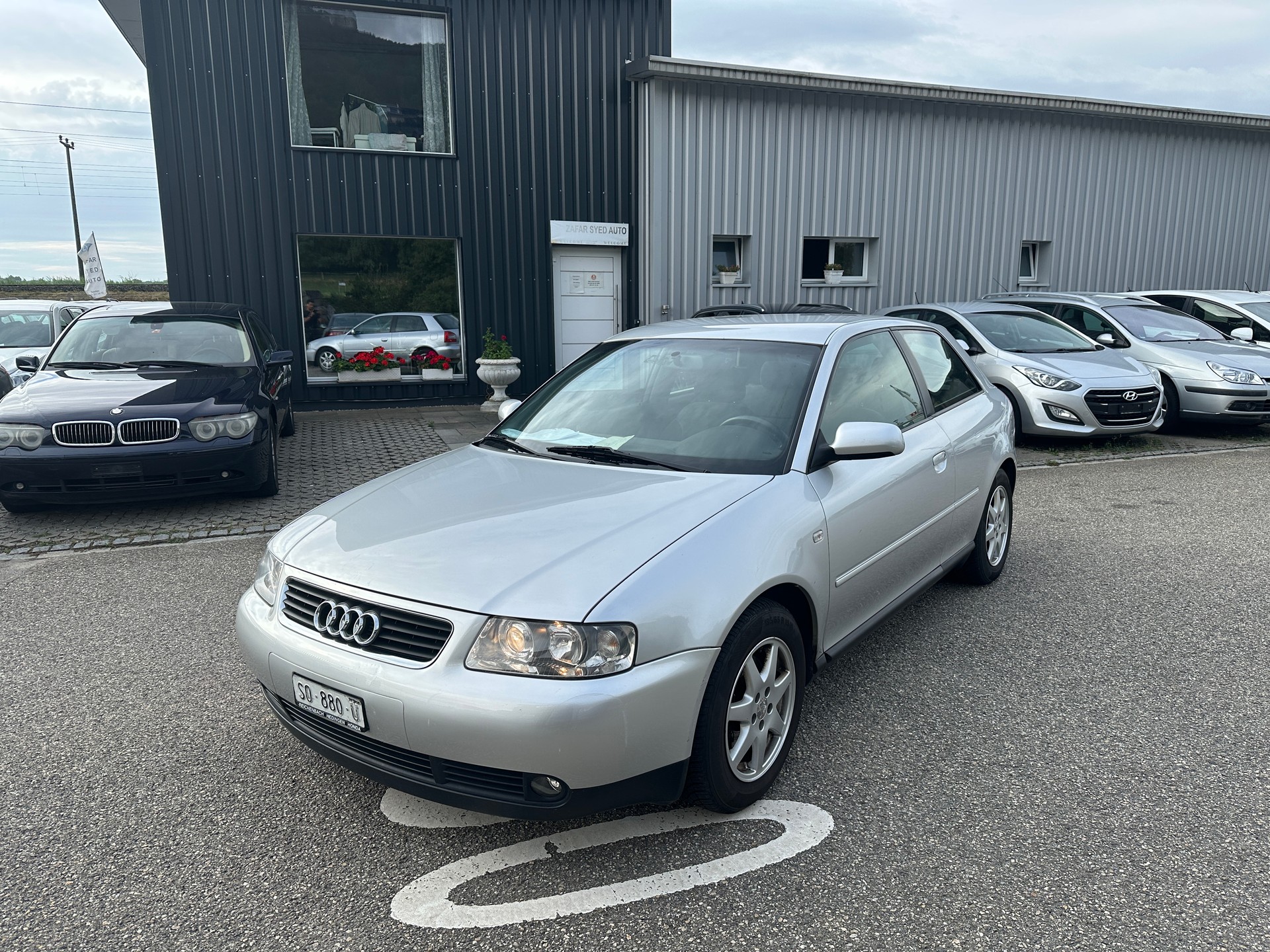 AUDI A3 1.8 T Attraction-image-0
