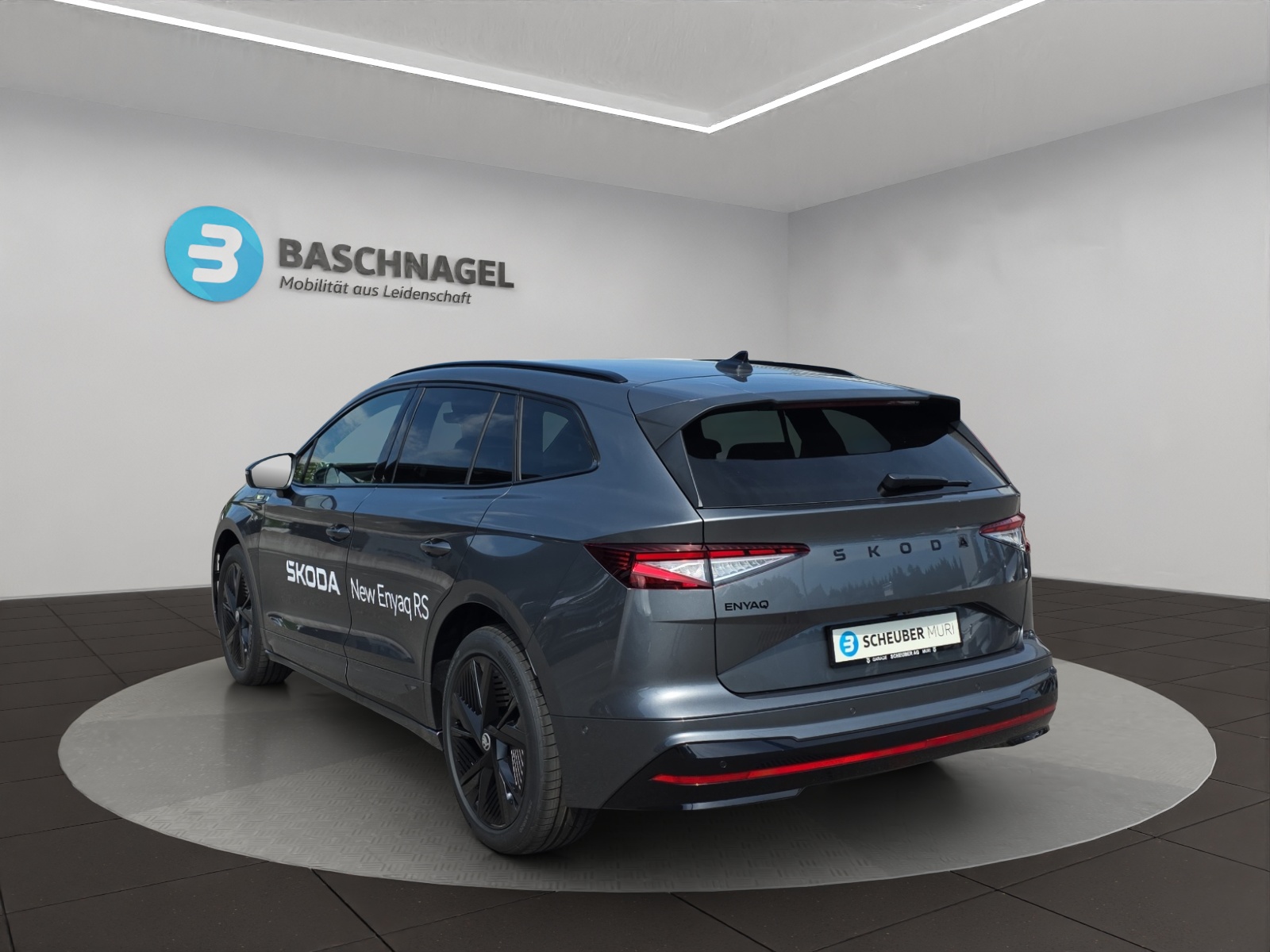SKODA Enyaq 4x4 RS-image-2