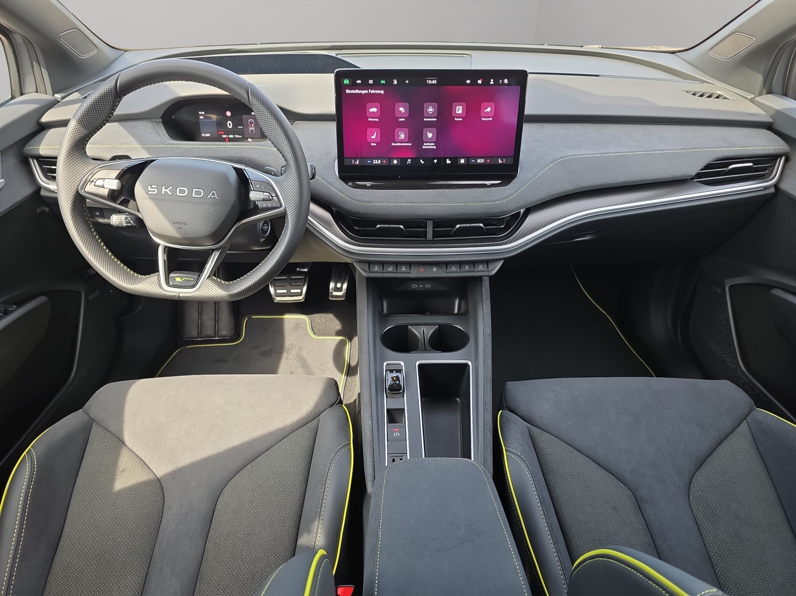 SKODA Enyaq 4x4 RS-image-4