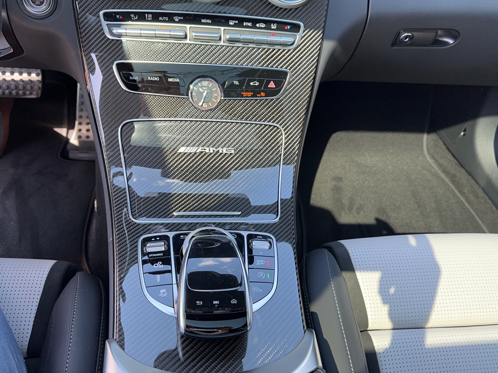 MERCEDES-BENZ C 63 S AMG 9G-tronic-image-14