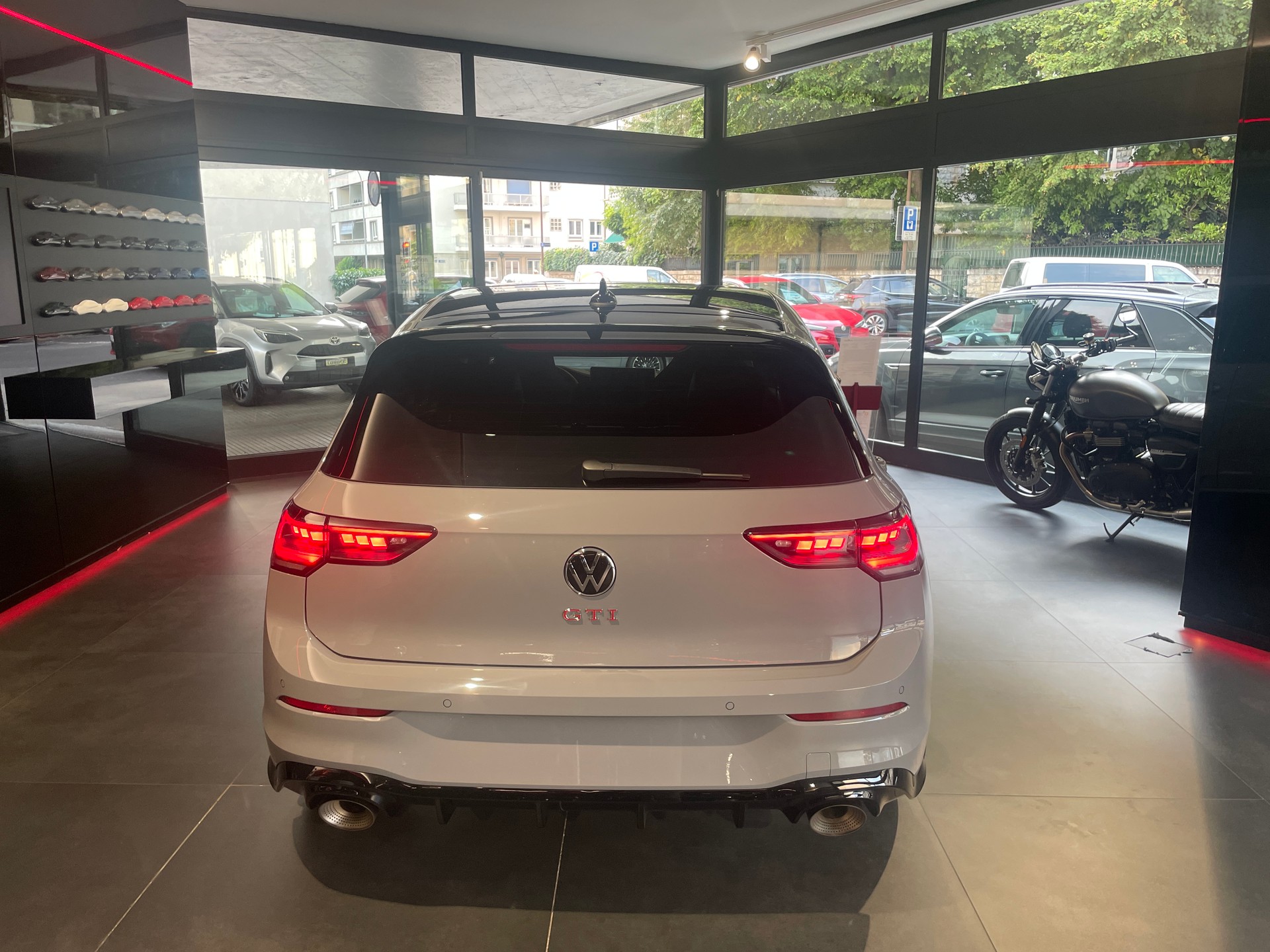 VW Golf 2.0 TSI GTI Clubsport DSG-image-3