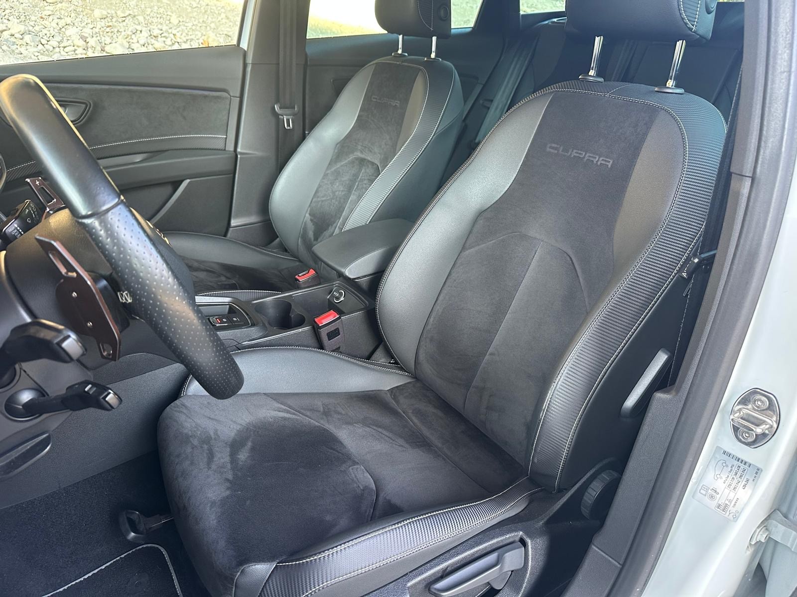 SEAT Leon ST 2.0 TSI Cupra 300 4 Drive DSG-image-7