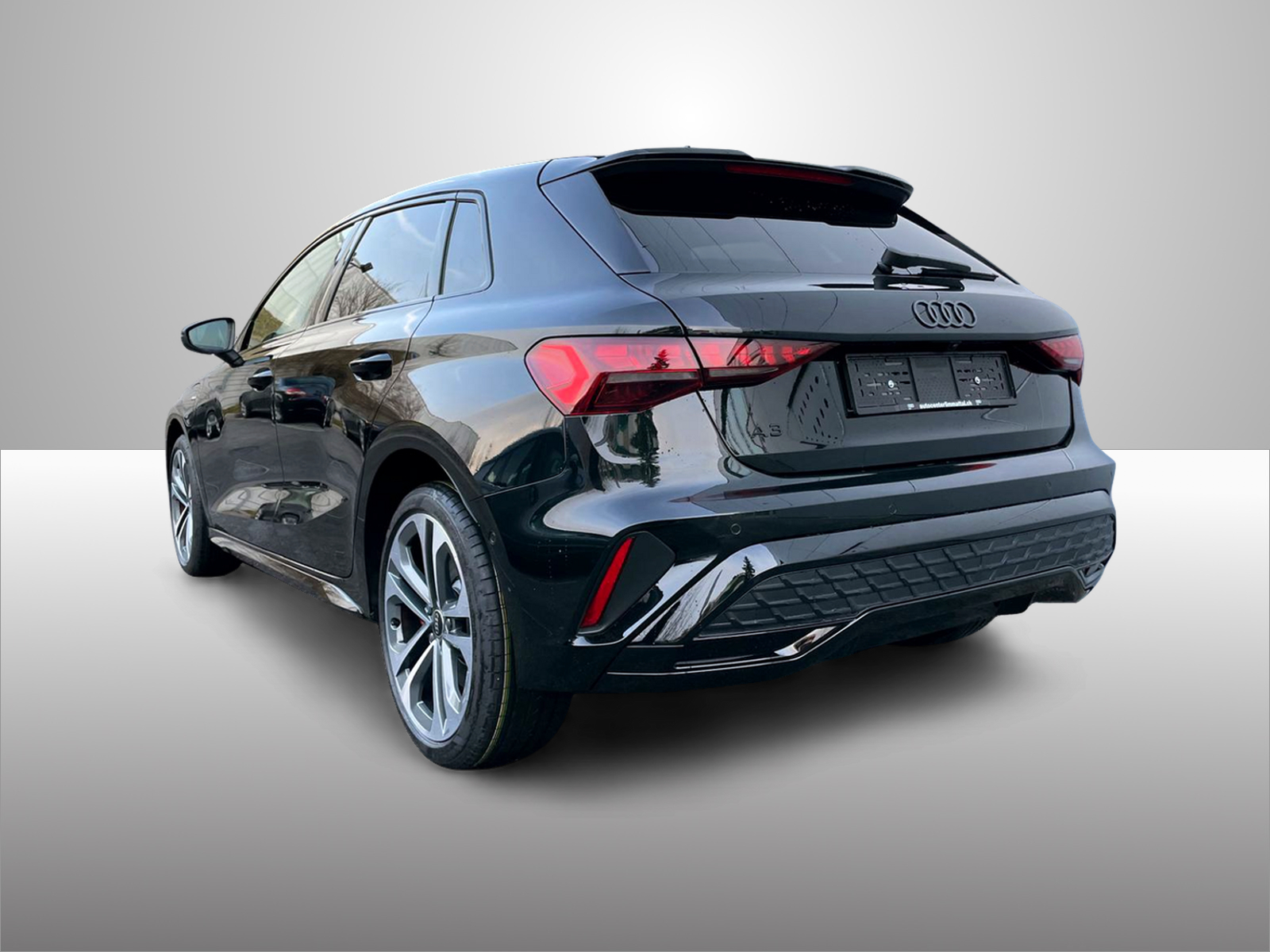 AUDI A3 Sportback 45 TFSI e S line Attraction S-tronic-image-10