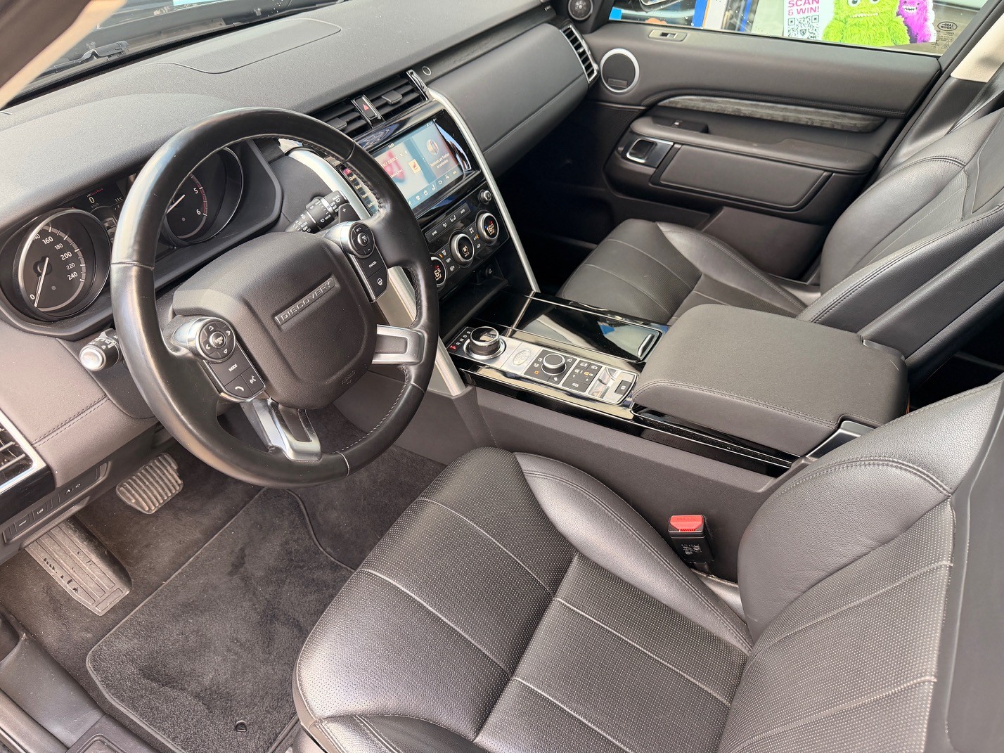 LAND ROVER Discovery 3.0 TDV6 HSE-image-7