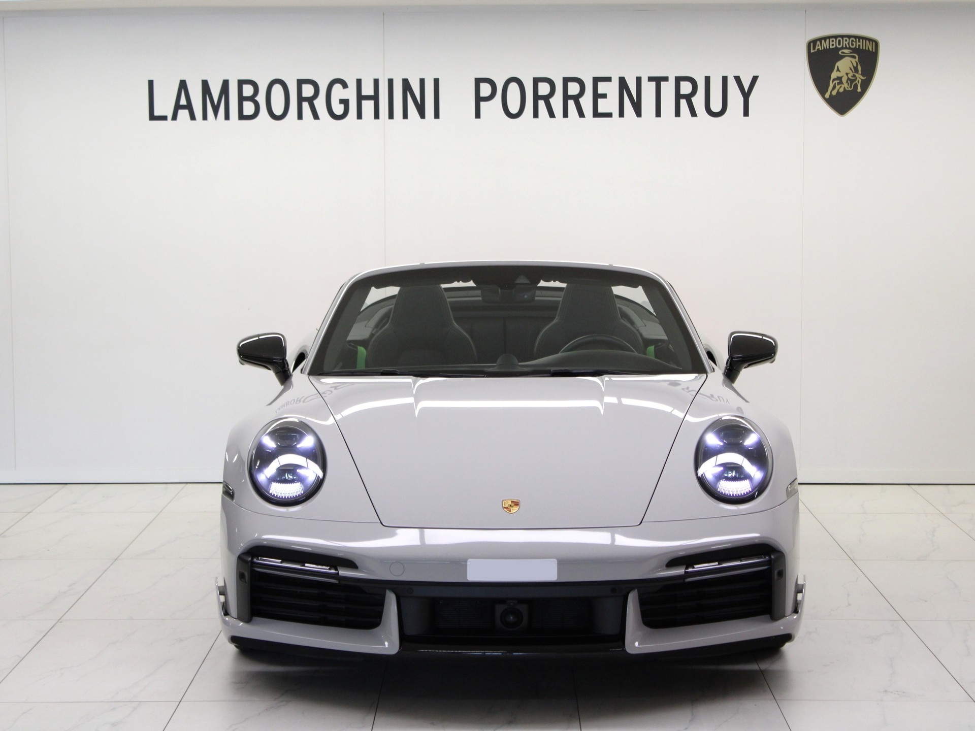 PORSCHE 911 Turbo S Cabriolet PDK-image-4