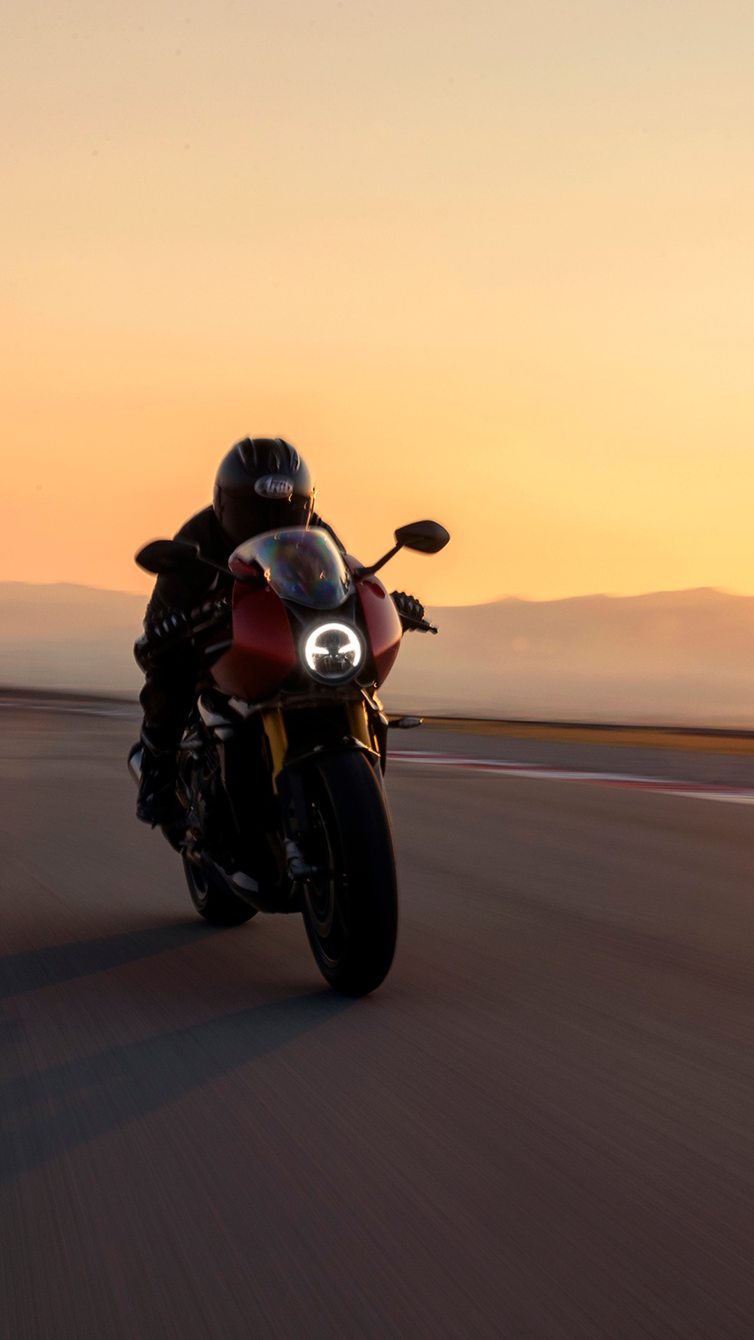 TRIUMPH Speed Triple RR-showroom-element-1