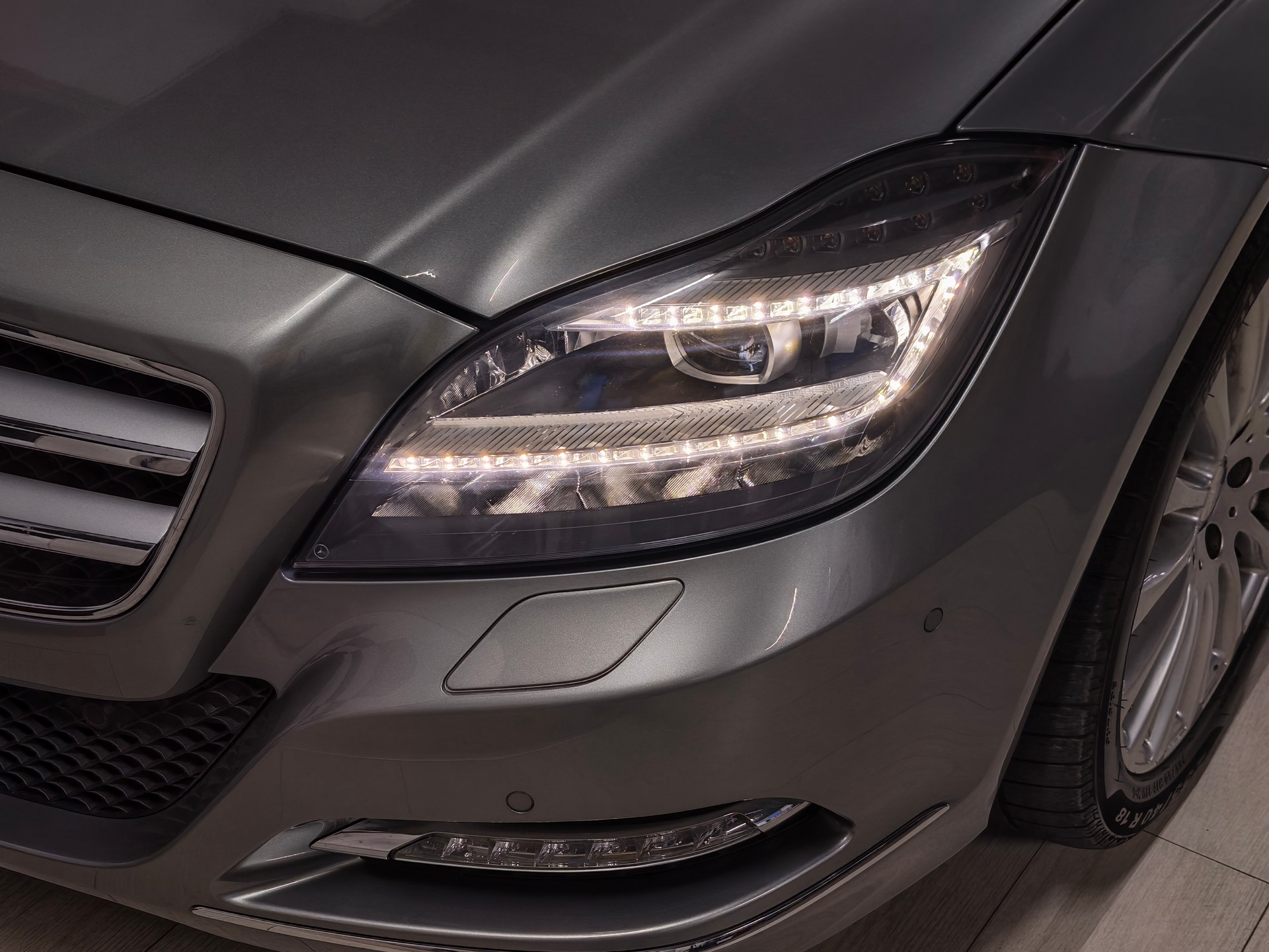 MERCEDES-BENZ CLS SB 350 CDI Executive 4Matic 7G-Tronic ***DESIGNO***-showroom-element-1