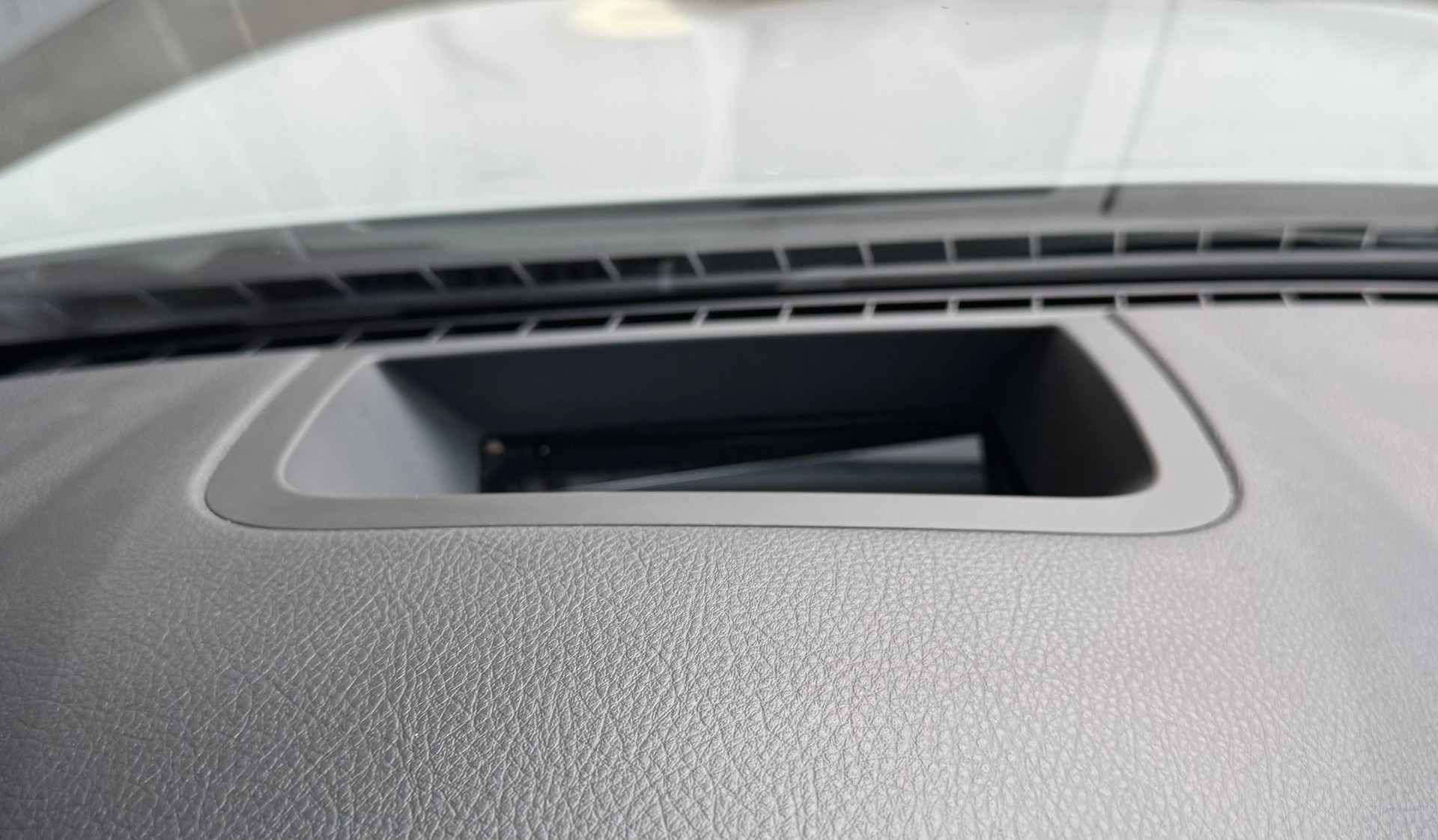 BMW 530d Touring xDrive M Sport Steptronic-image-14