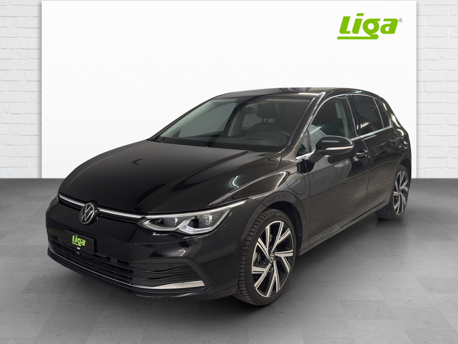 VW Golf VIII 1.4 TSI PHEV Style DSG-image-1