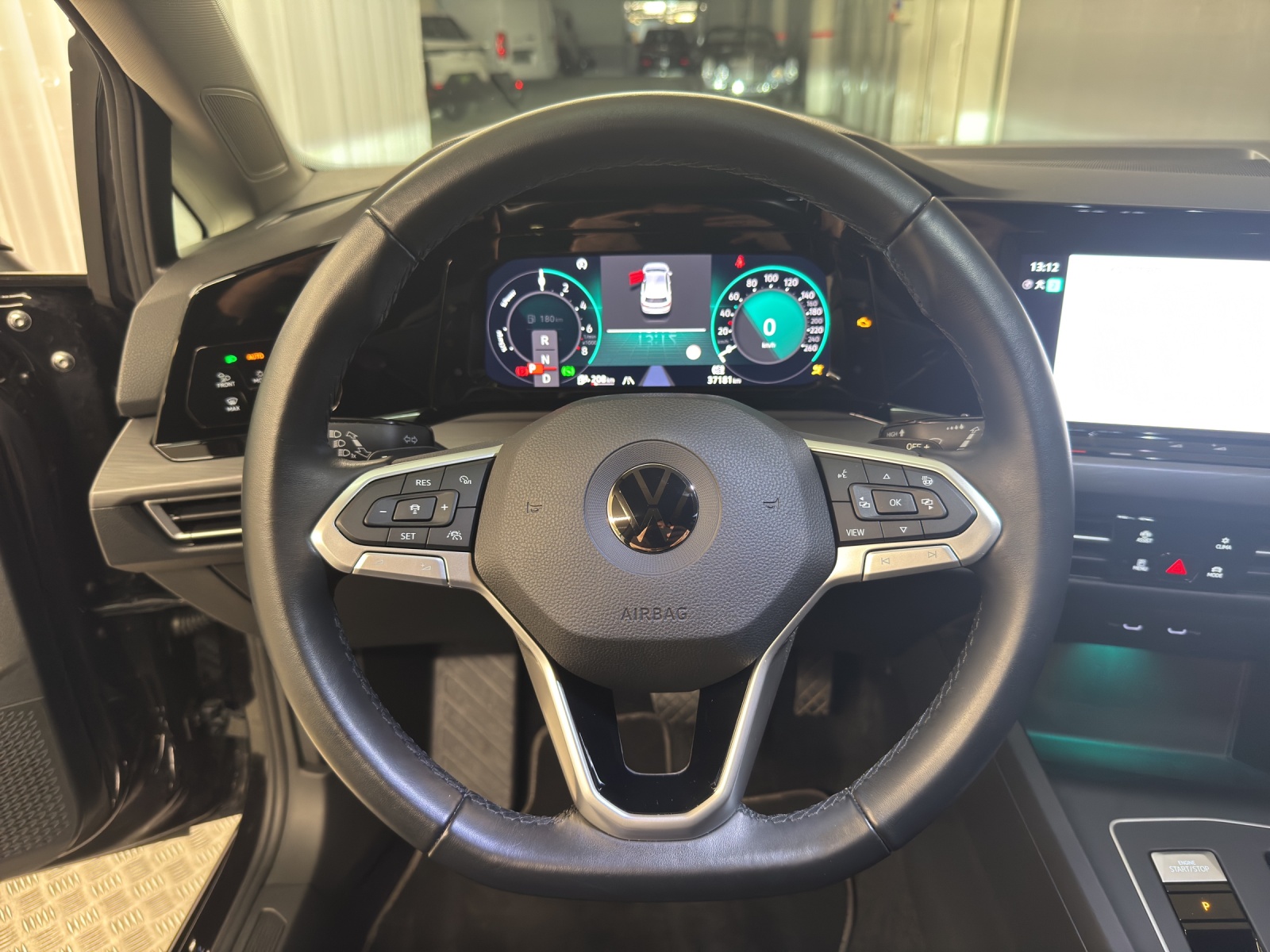 VW Golf VIII 1.4 TSI PHEV Style DSG-image-14