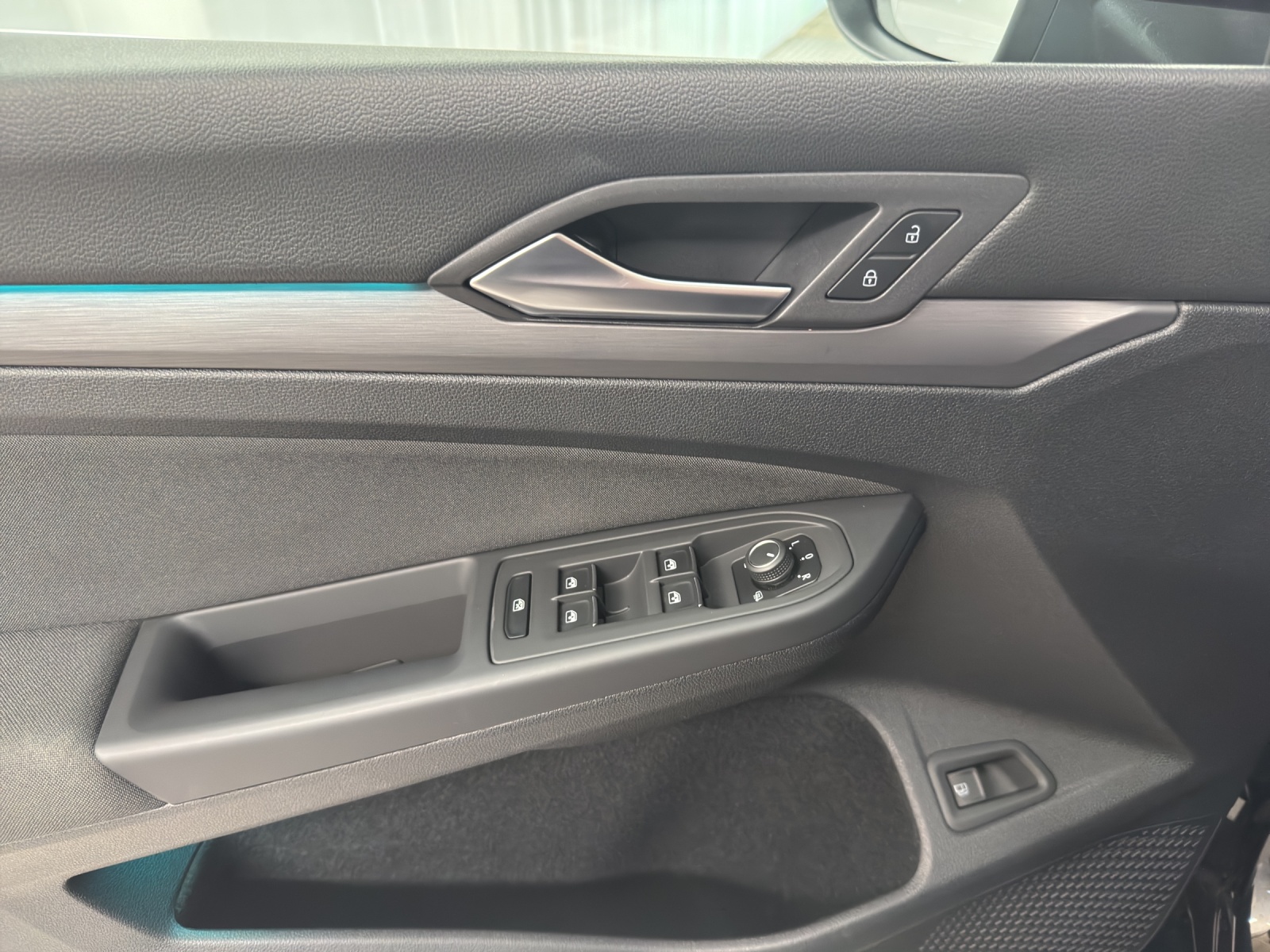 VW Golf VIII 1.4 TSI PHEV Style DSG-image-11