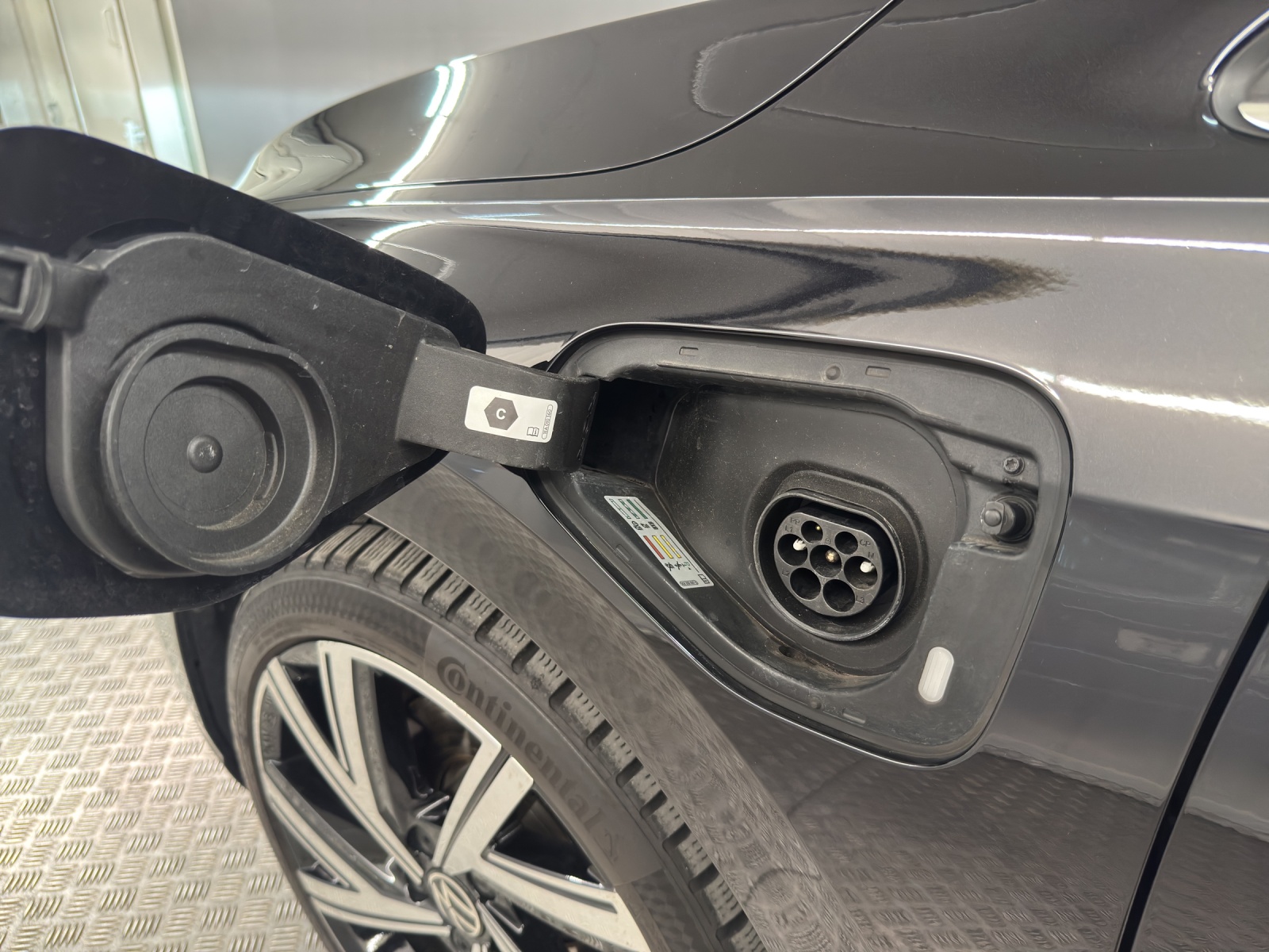 VW Golf VIII 1.4 TSI PHEV Style DSG-image-15