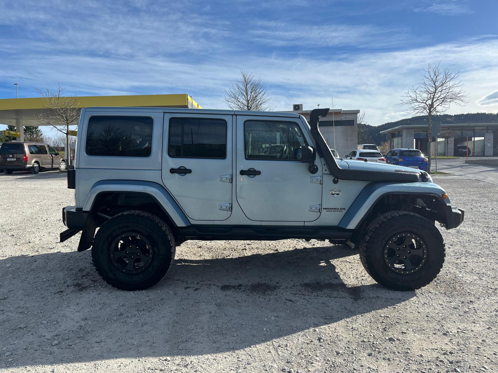 JEEP Wrangler 2.8CRD Unlimited Arctic Automatic-image-3