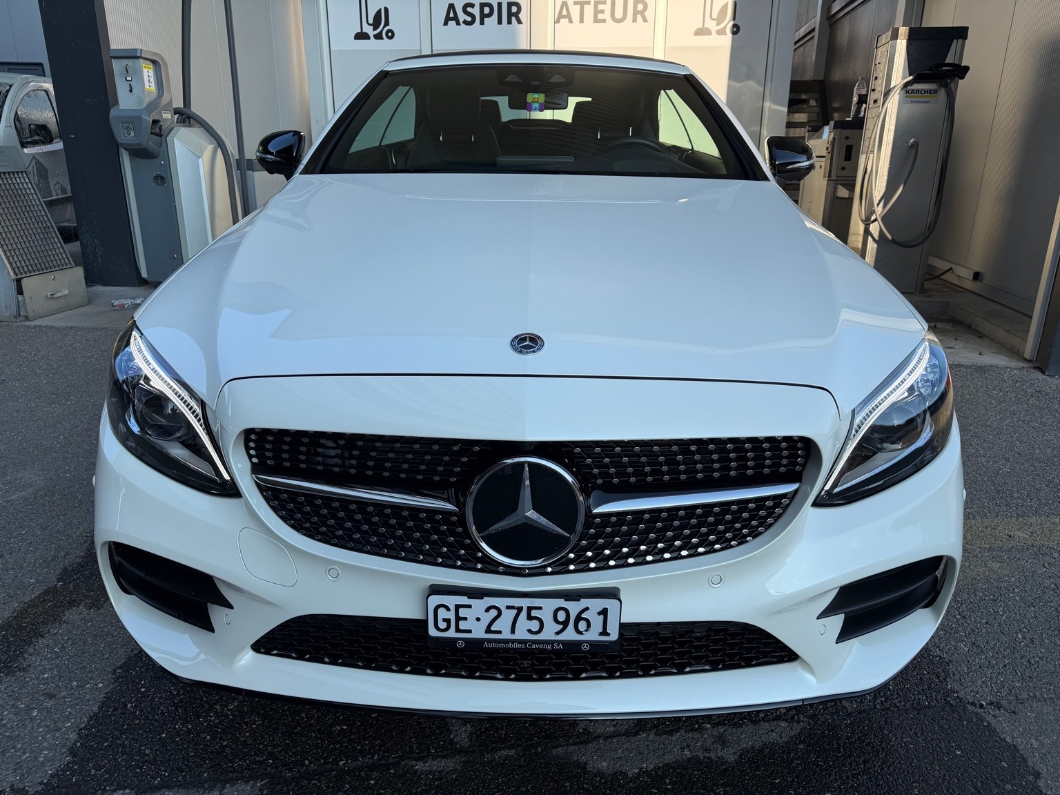 MERCEDES-BENZ C 200 AMG Line Cabriolet 4Matic 9G-Tronic-image-2
