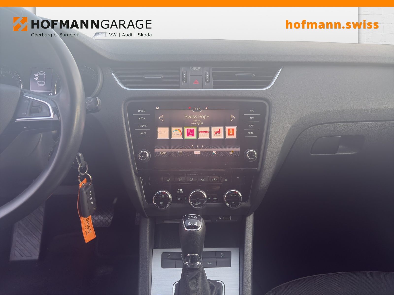 SKODA Octavia Combi 2.0 TDI Ambition 4x4 DSG-image-9