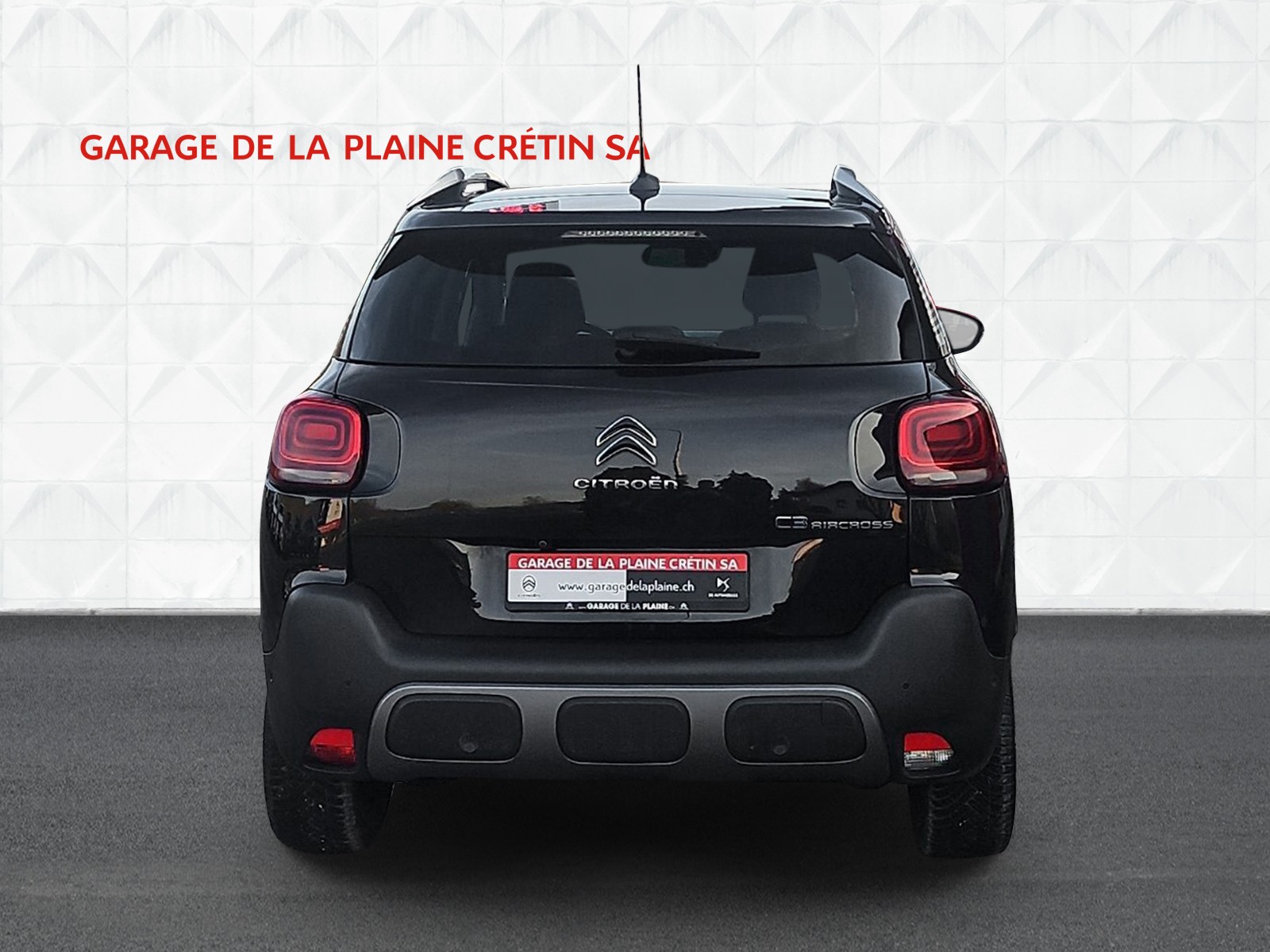 CITROEN C3 Aircross Shine EAT-image-3