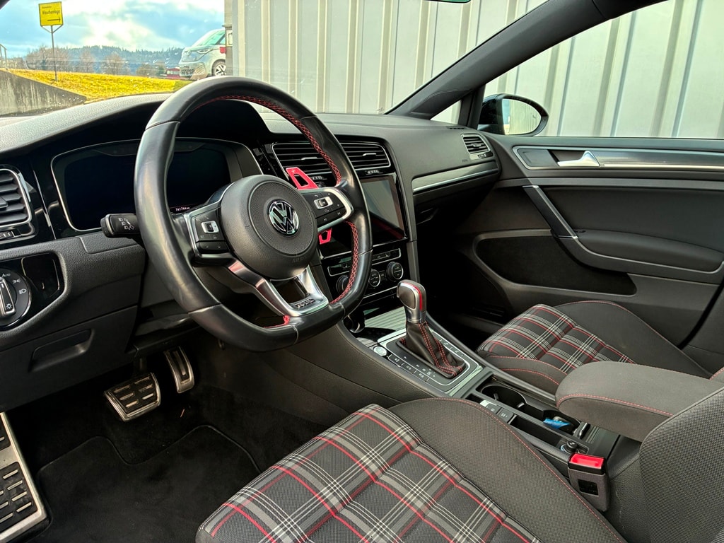 VW Golf 2.0 TSI GTI DSG-image-6
