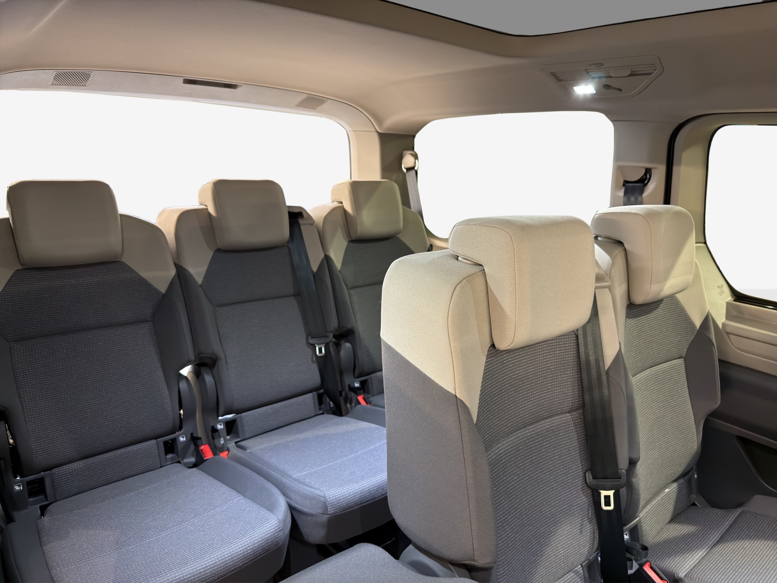 VW Multivan 2.0 TSI Liberty DSG Lang-image-14
