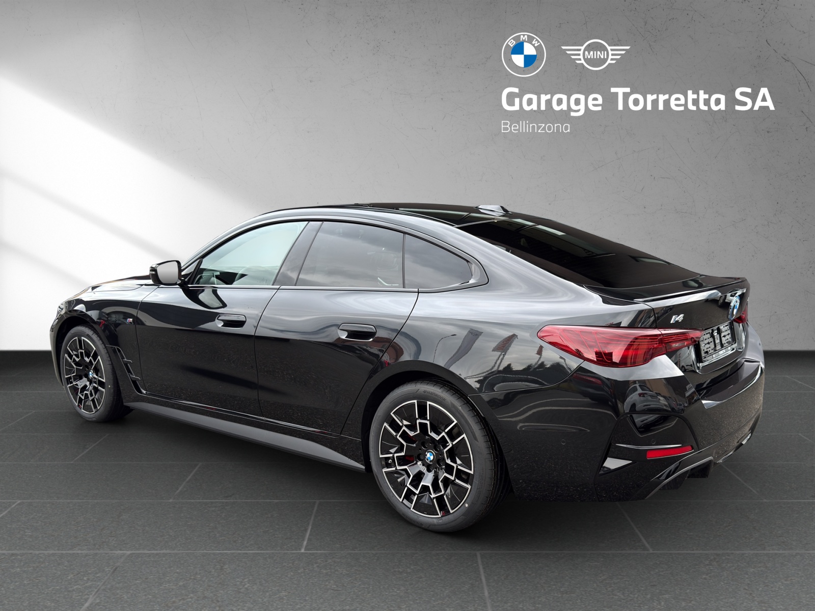 BMW i4 xDrive 40 Edition M Sport-image-2