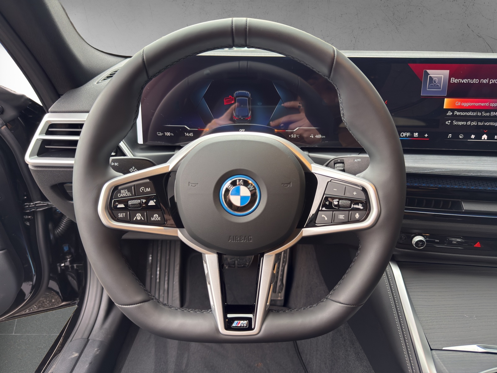 BMW i4 xDrive 40 Edition M Sport-image-12