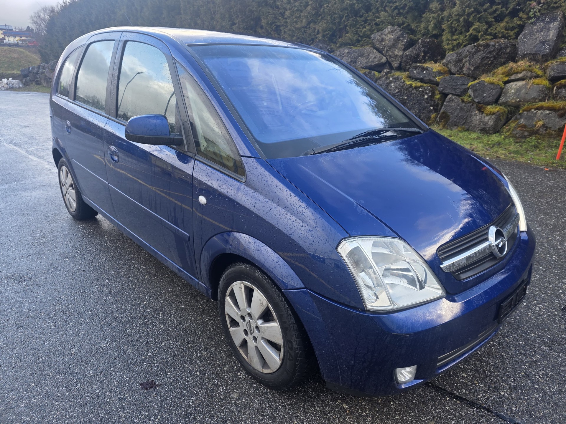 OPEL Meriva 1.7 CDTi Essentia-image-2