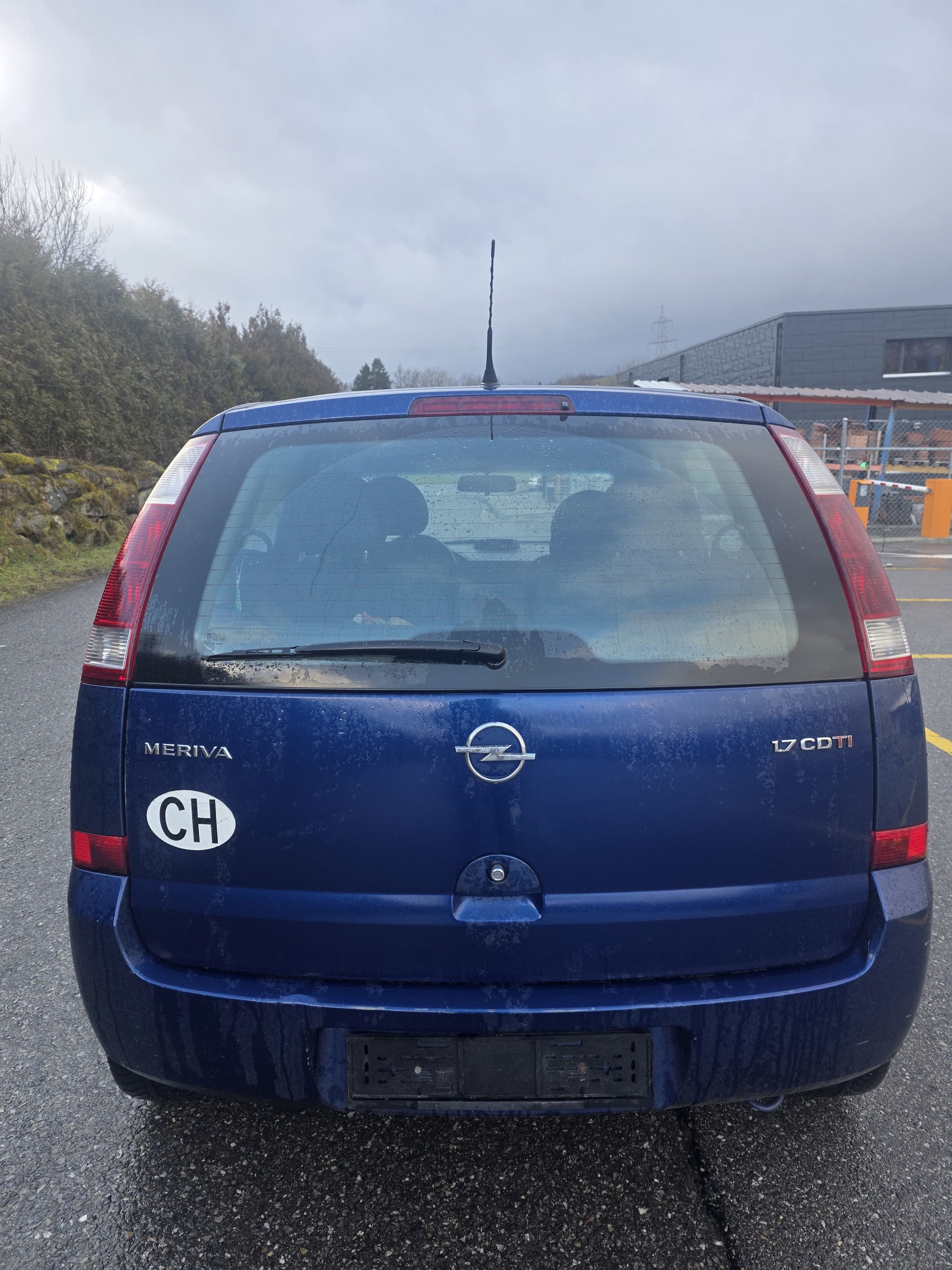 OPEL Meriva 1.7 CDTi Essentia-image-5