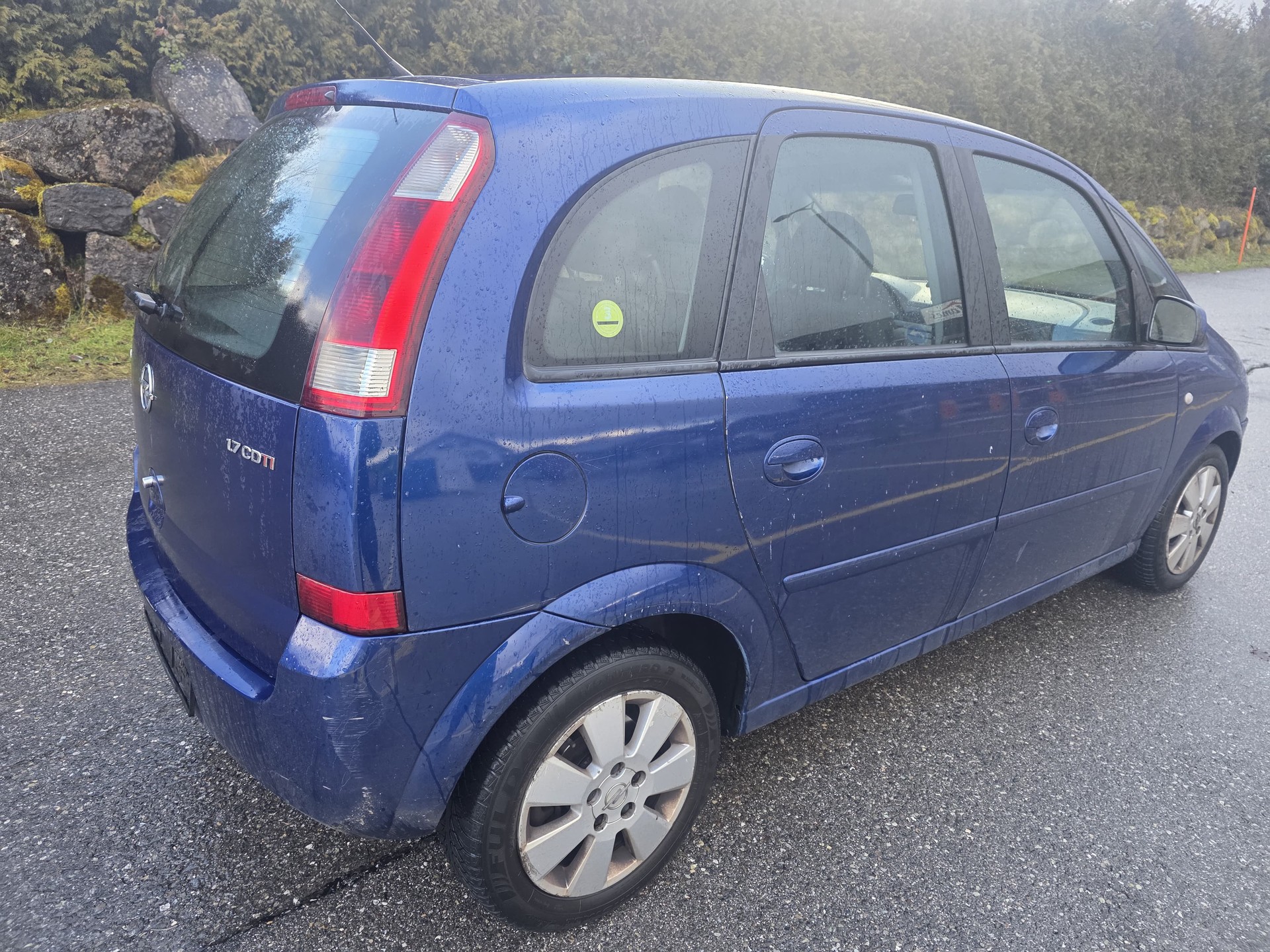 OPEL Meriva 1.7 CDTi Essentia-image-3