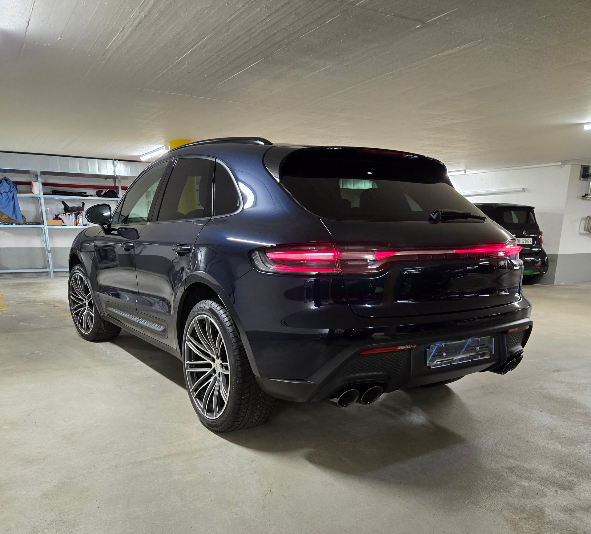PORSCHE Macan PDK-image-1