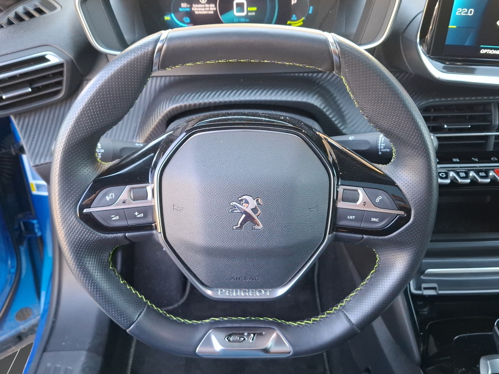 PEUGEOT 2008 e GT-image-10