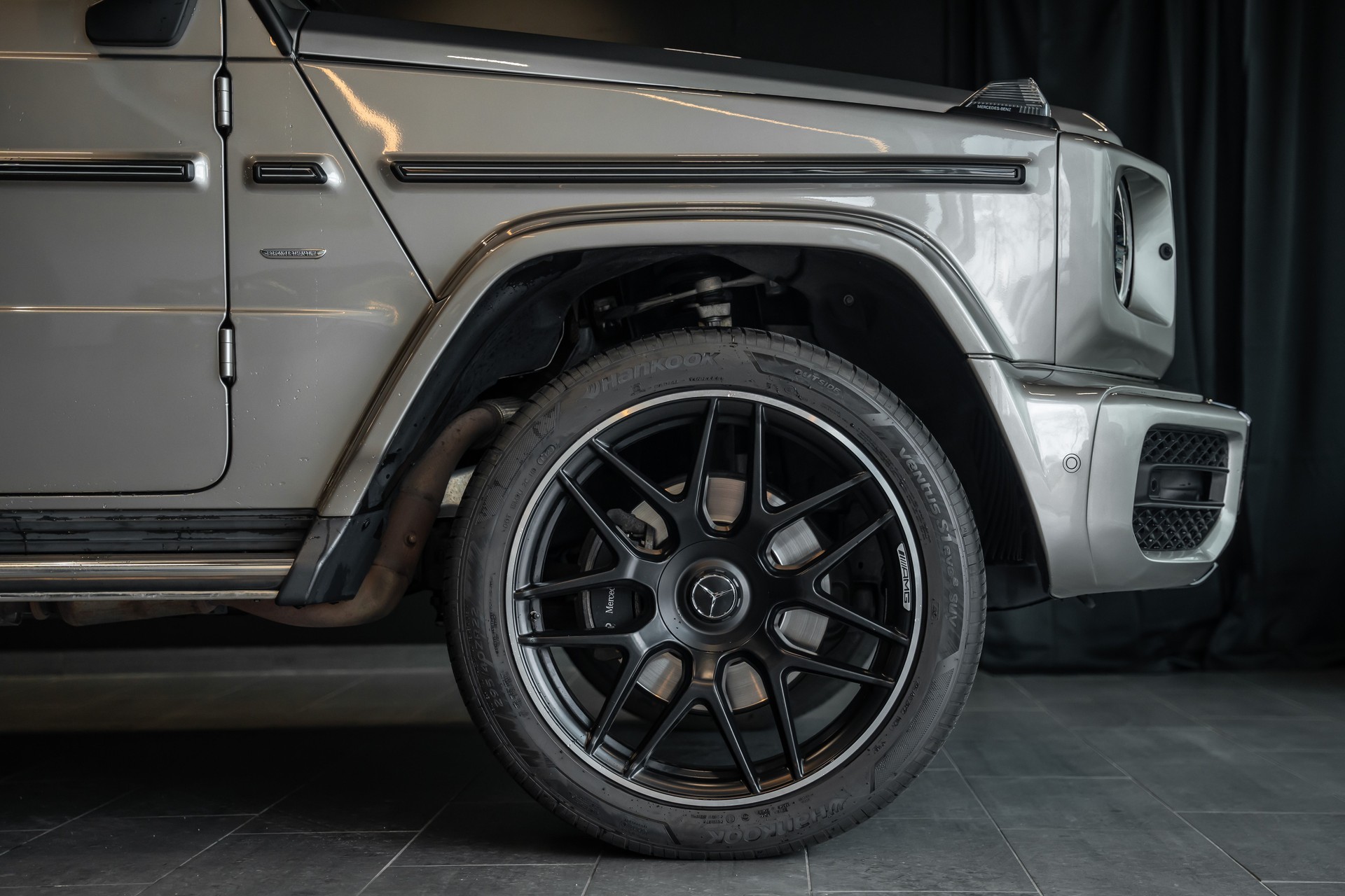MERCEDES-BENZ Stronger than Time / Burmester 9D / Sitzkühlung / 360 Kamera / Massage Sitze / Vollausstattung / G63 Look / Speziallackierung-image-3