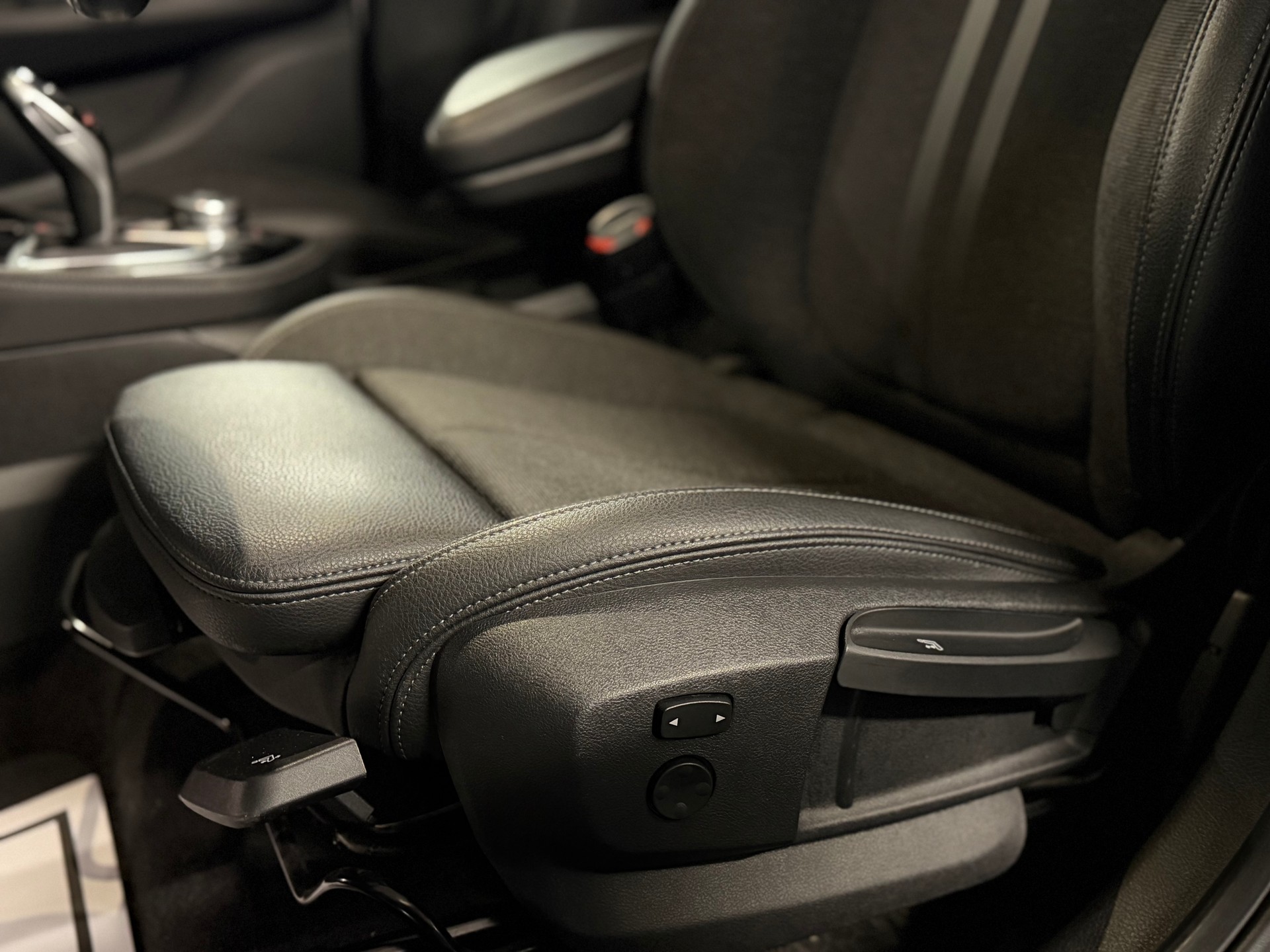 BMW 216d Gran Tourer DKG-image-7