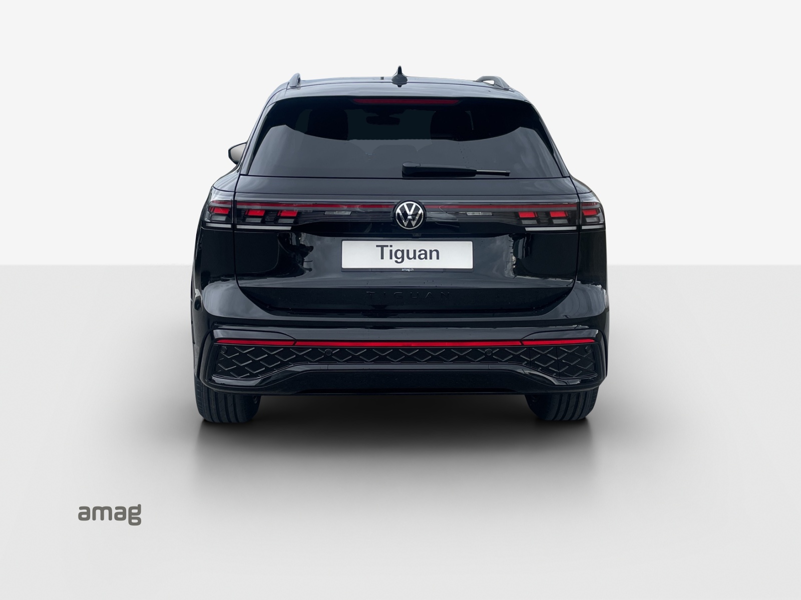 VW Tiguan 2.0 TDI SCR R-Line 4Motion DSG-image-3