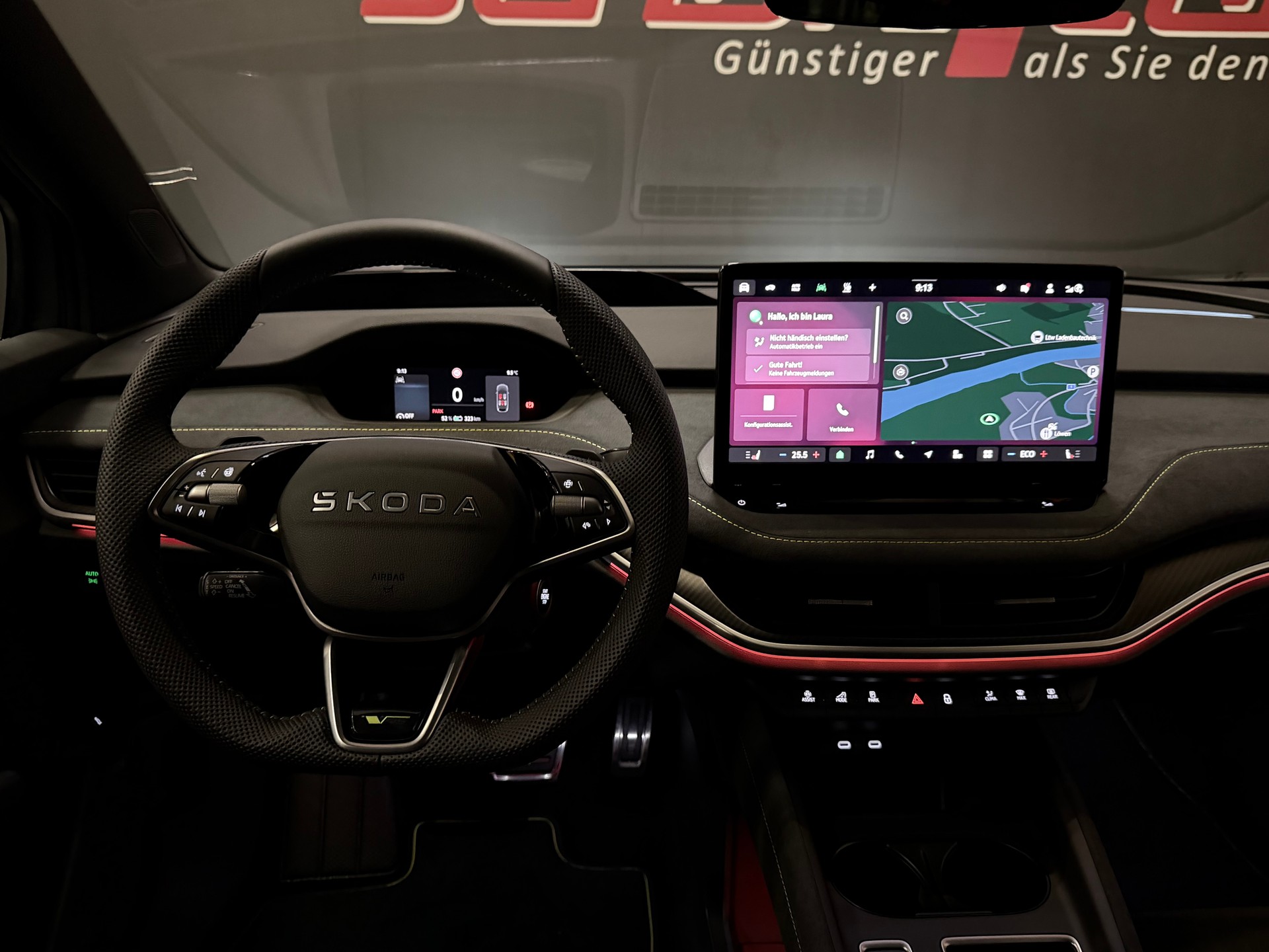 SKODA Elroq 85 RS 4x4 MAXX-image-19