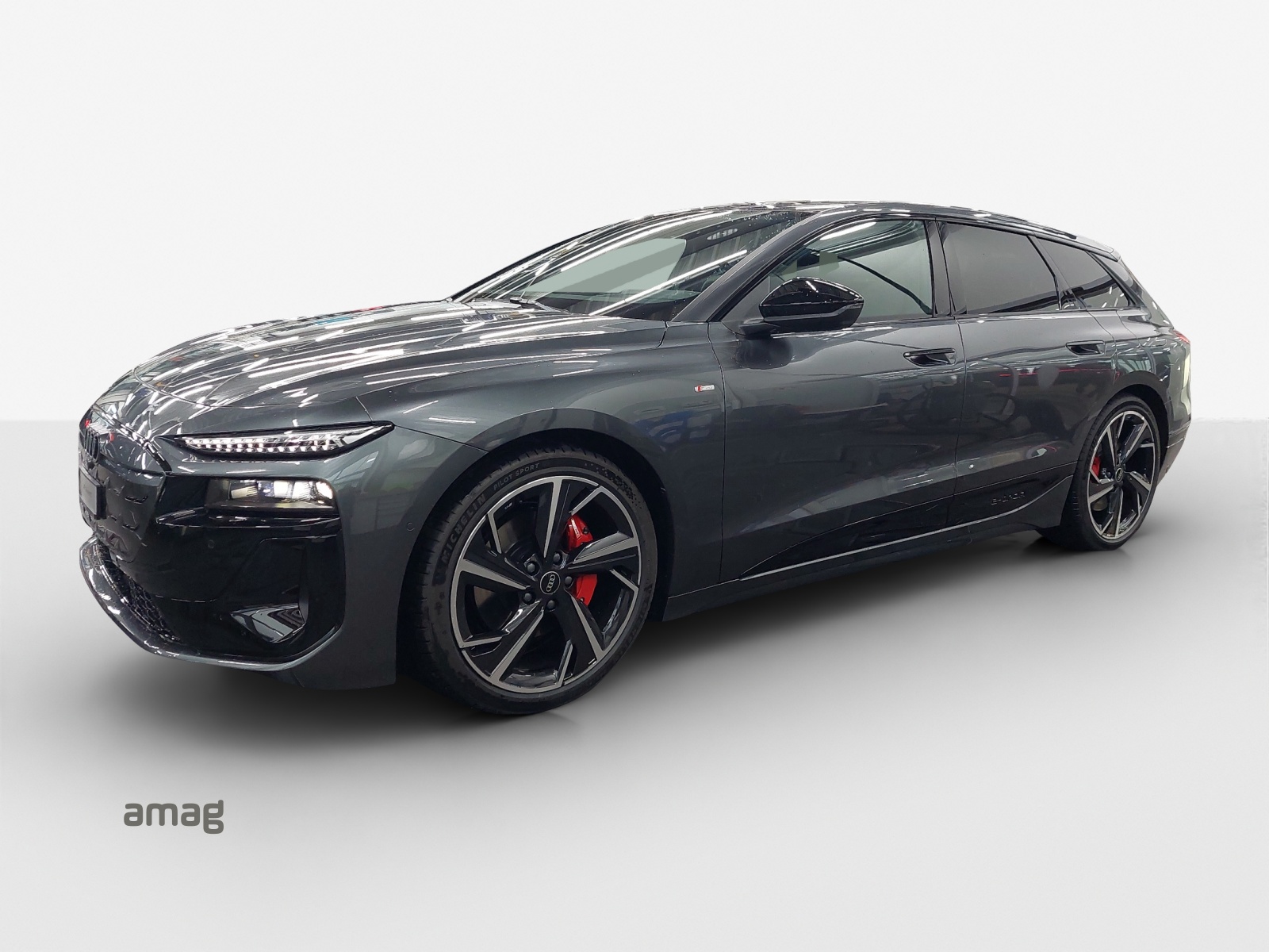 AUDI A6 Avant e-tron quattro-image-0