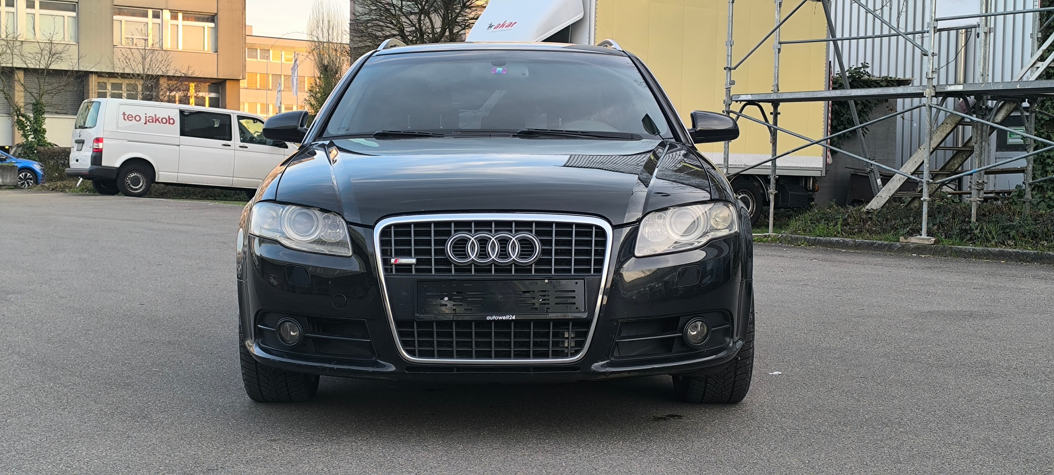 Car photo