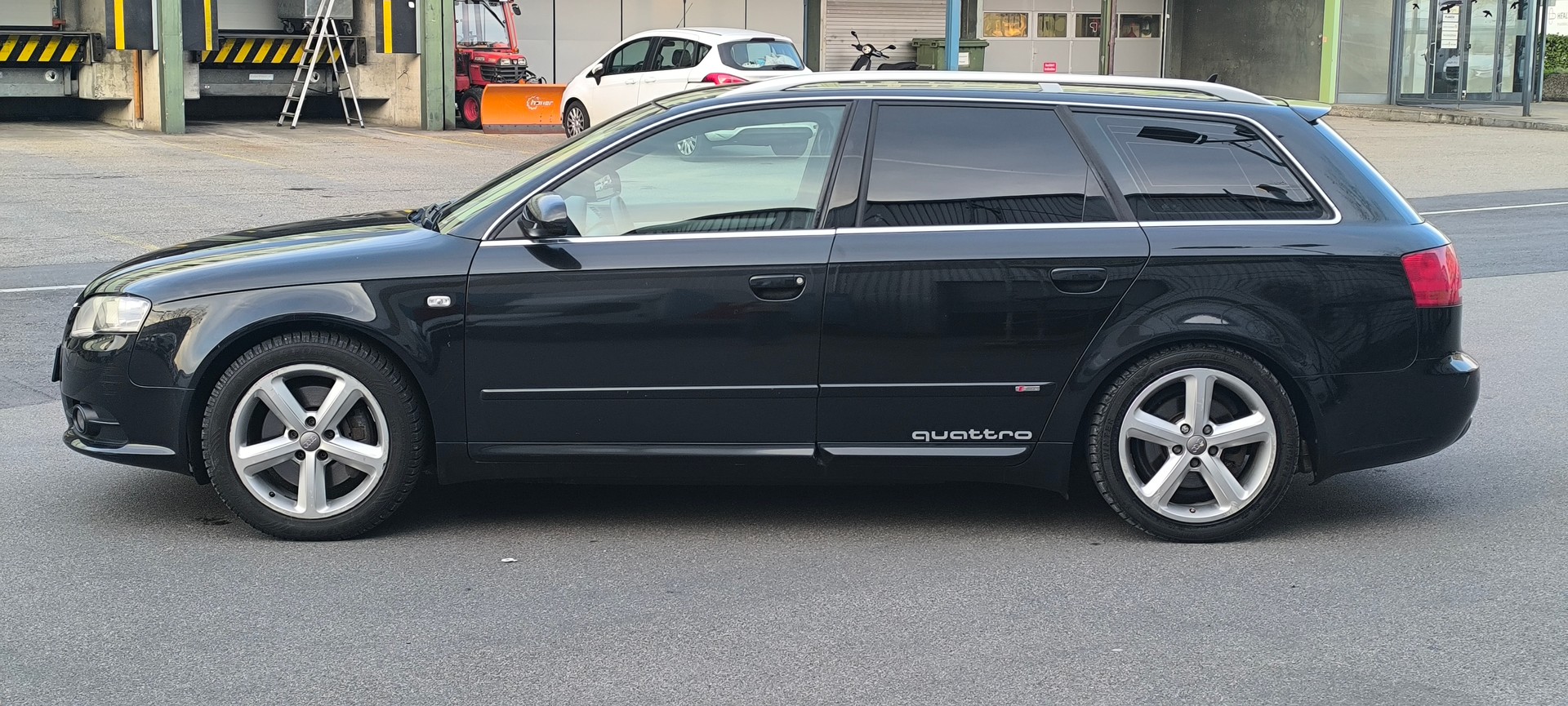 AUDI A4 Avant 3.0 V6 TDI S-Line quattro S-tronic-image-5